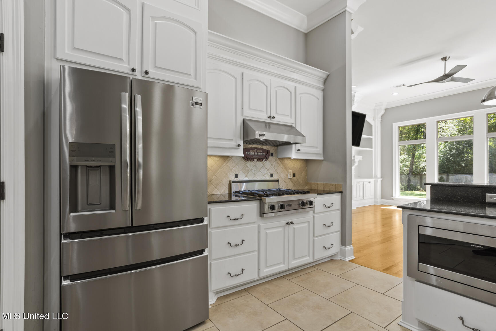 814 Beaumont Drive Property Photo 12