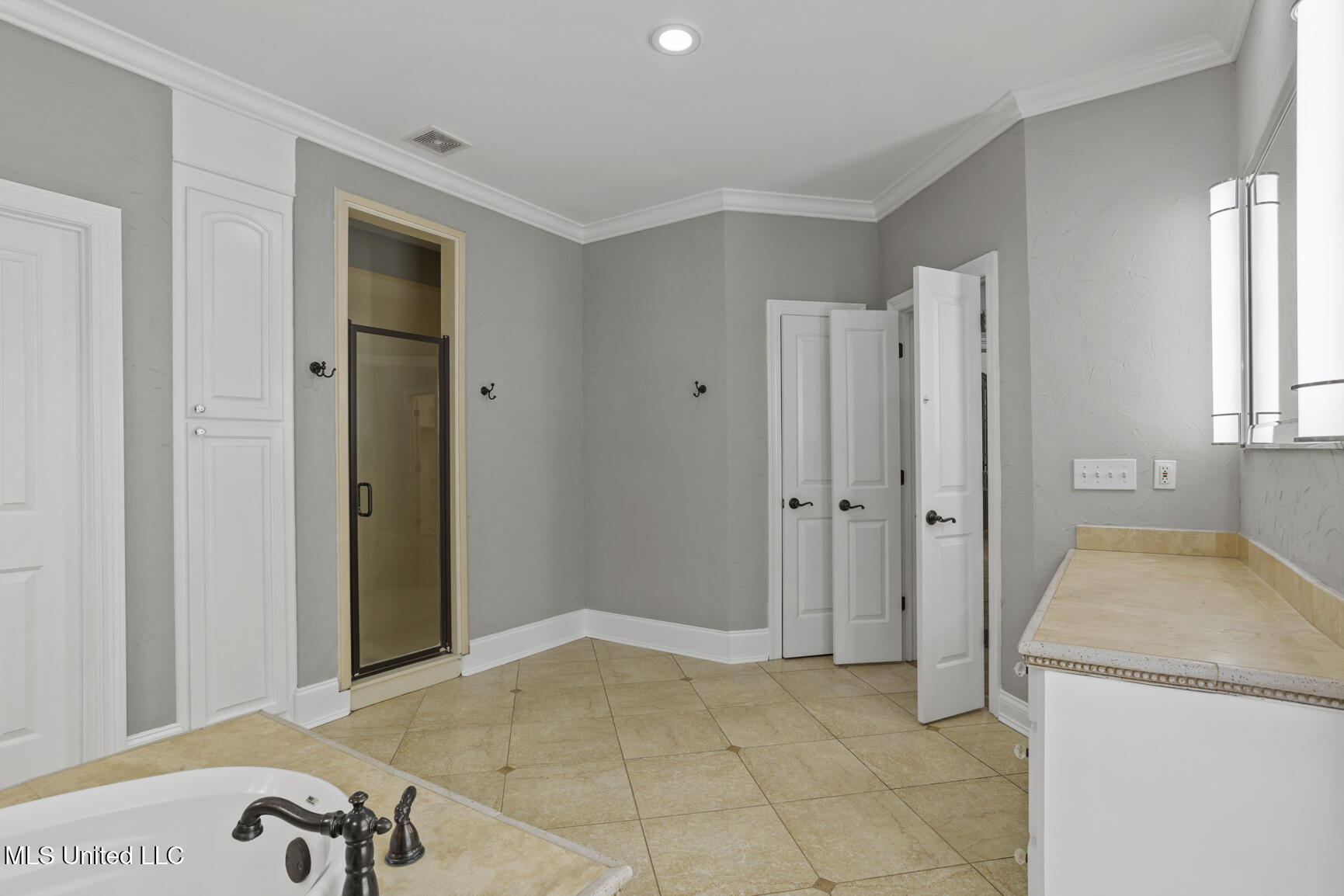 814 Beaumont Drive Property Photo 22