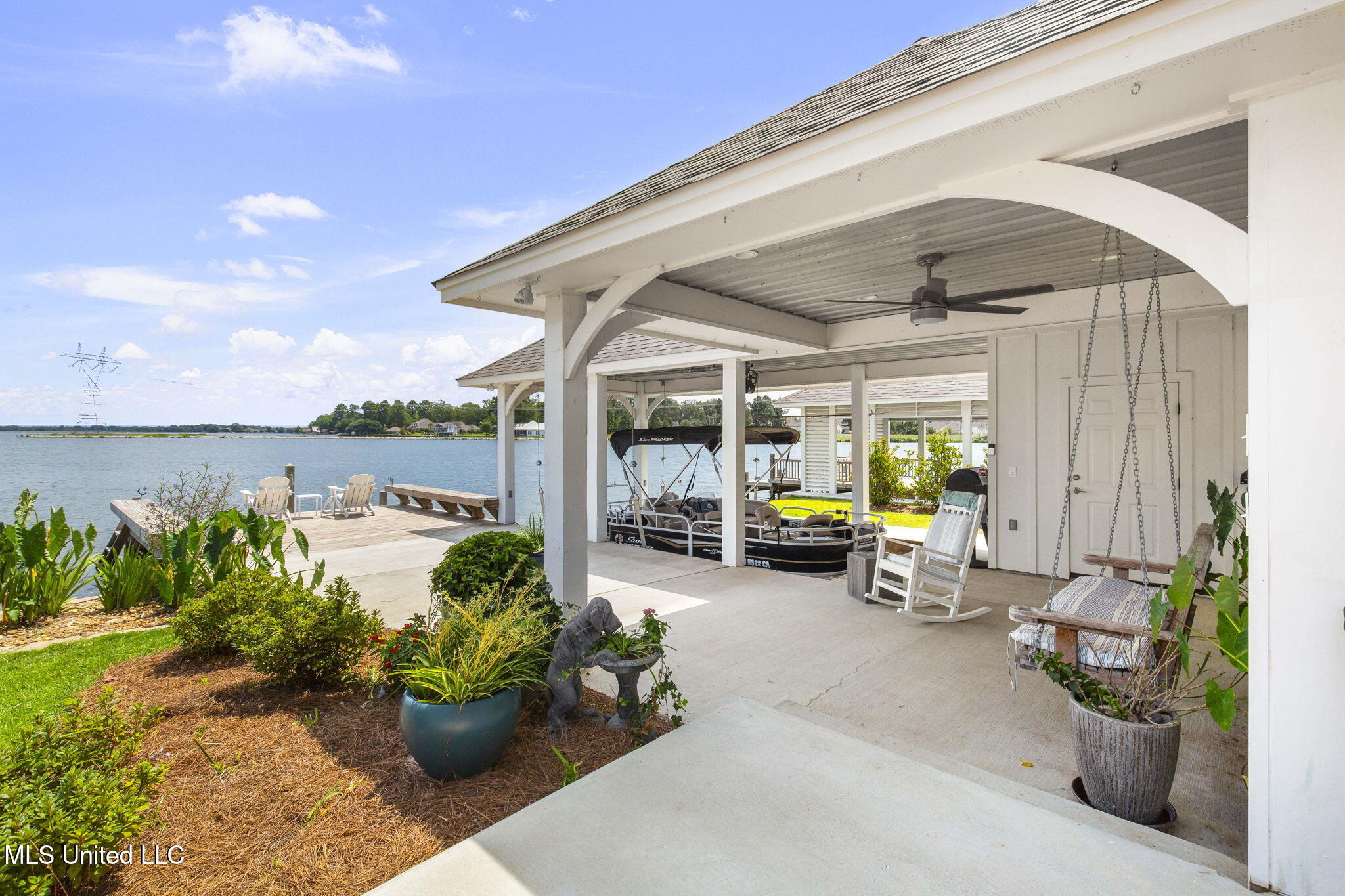 144 Heron's Bay Circle Property Photo 7