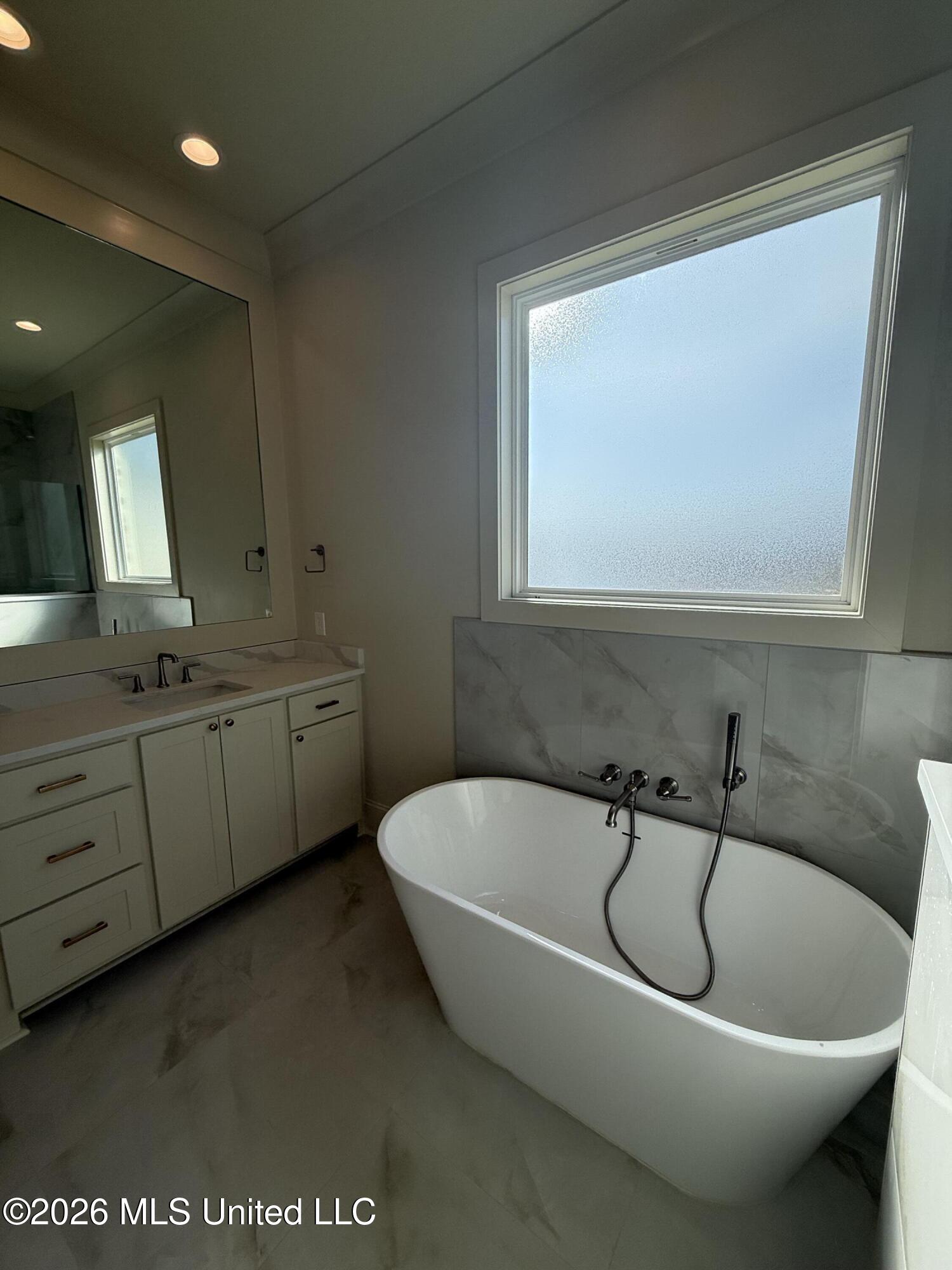 104 Heron's Bay Circle Property Photo 18