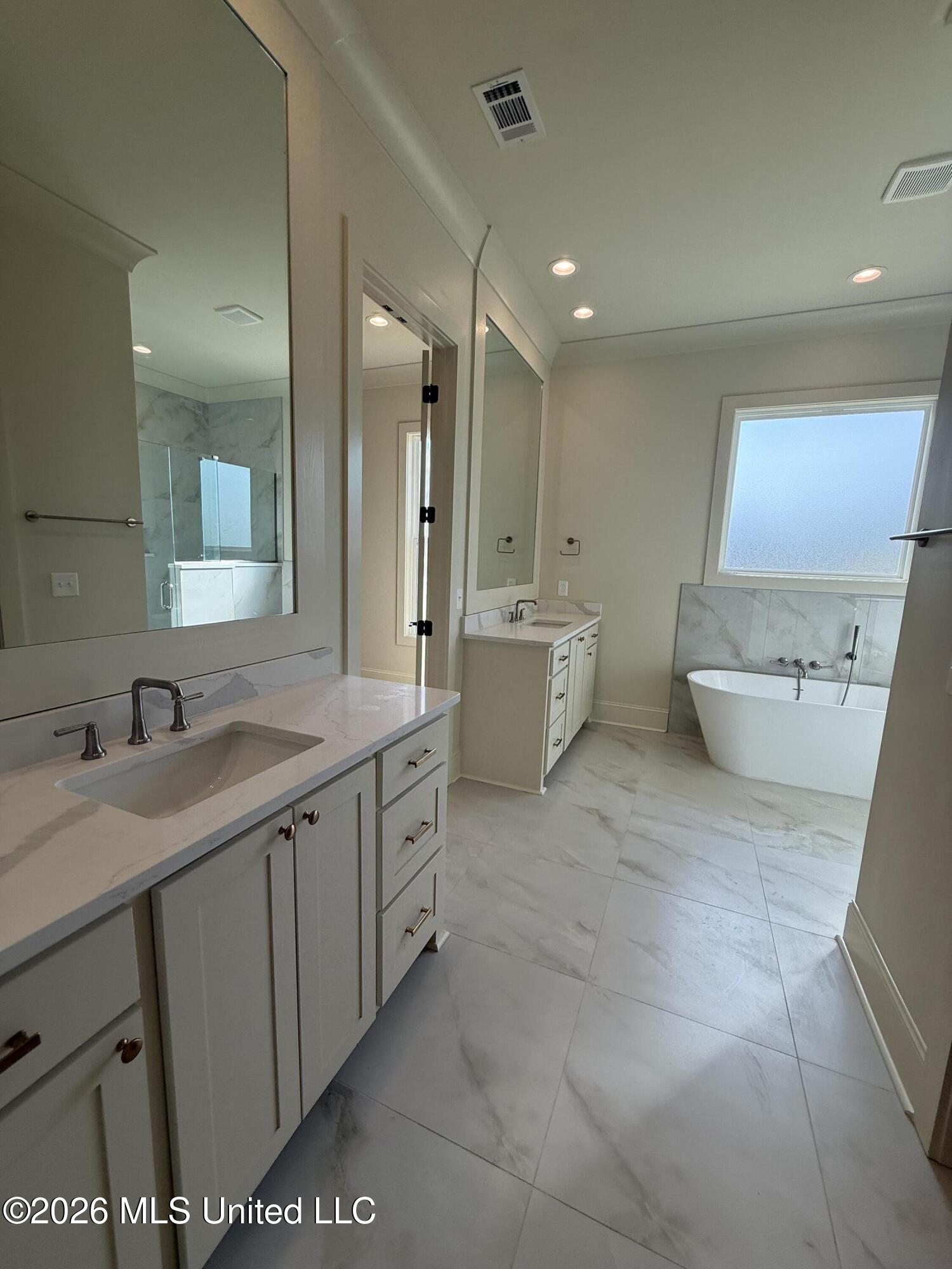 104 Heron's Bay Circle Property Photo 19