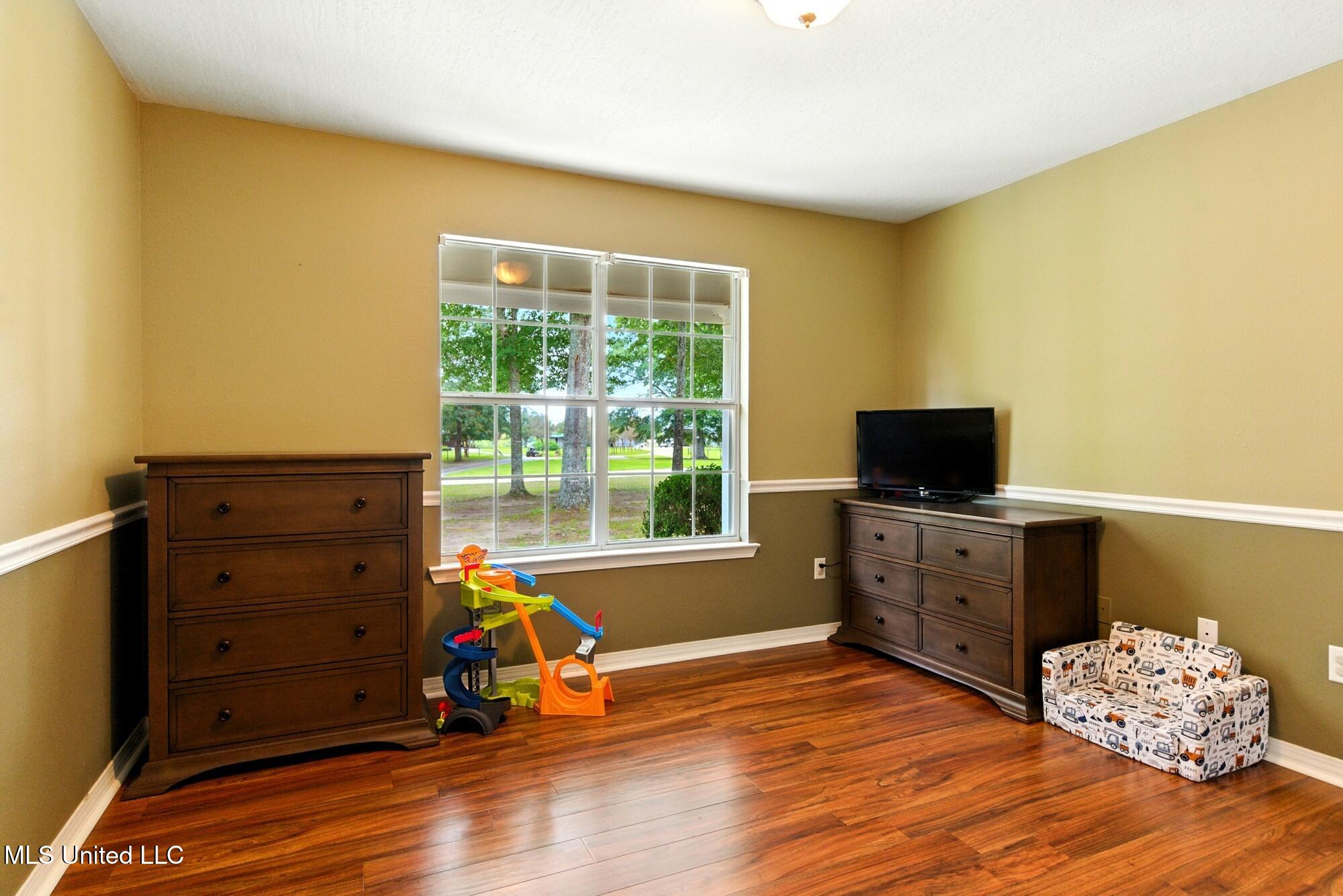 6 Wandering Oaks Lane Property Photo 15