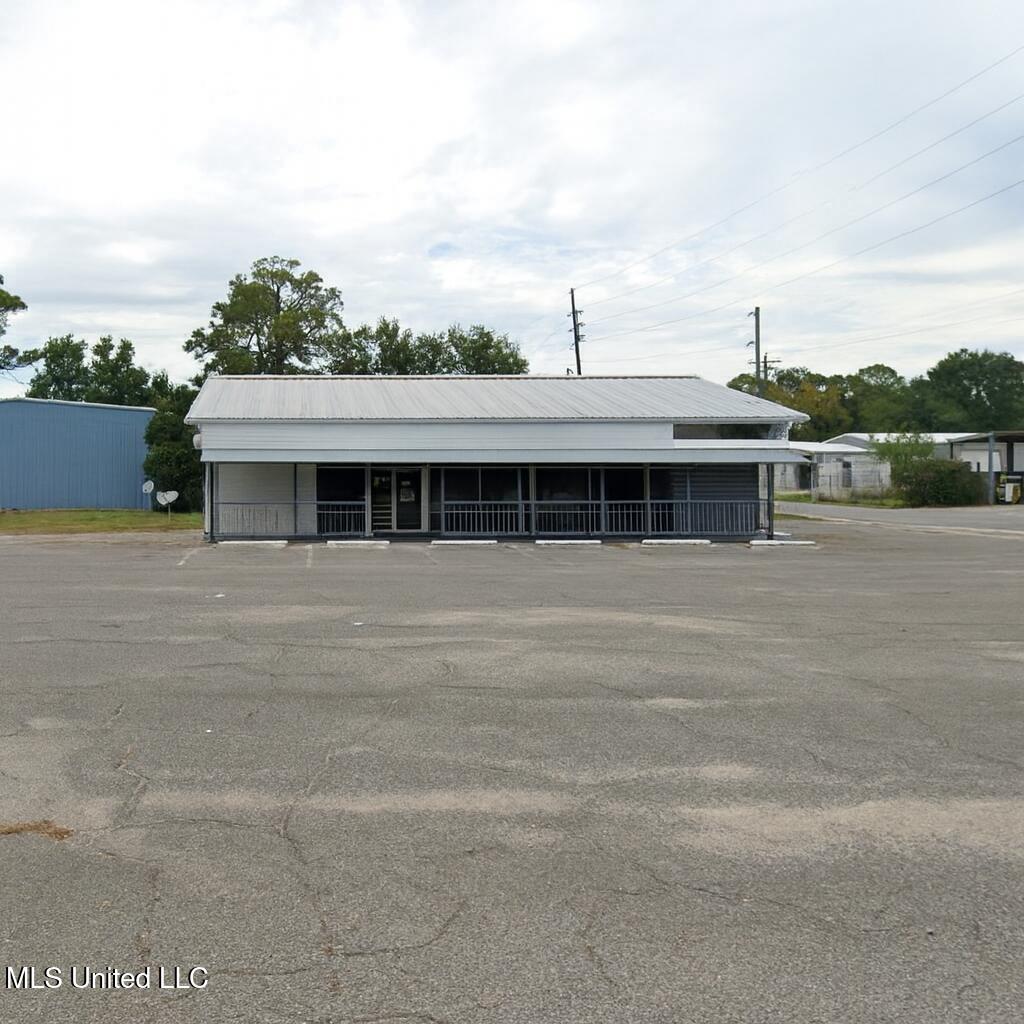 3011 Ingalls Avenue Property Photo 1