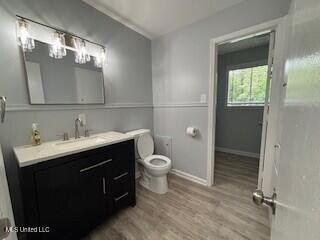 2006 Country Club Drive Property Photo 6