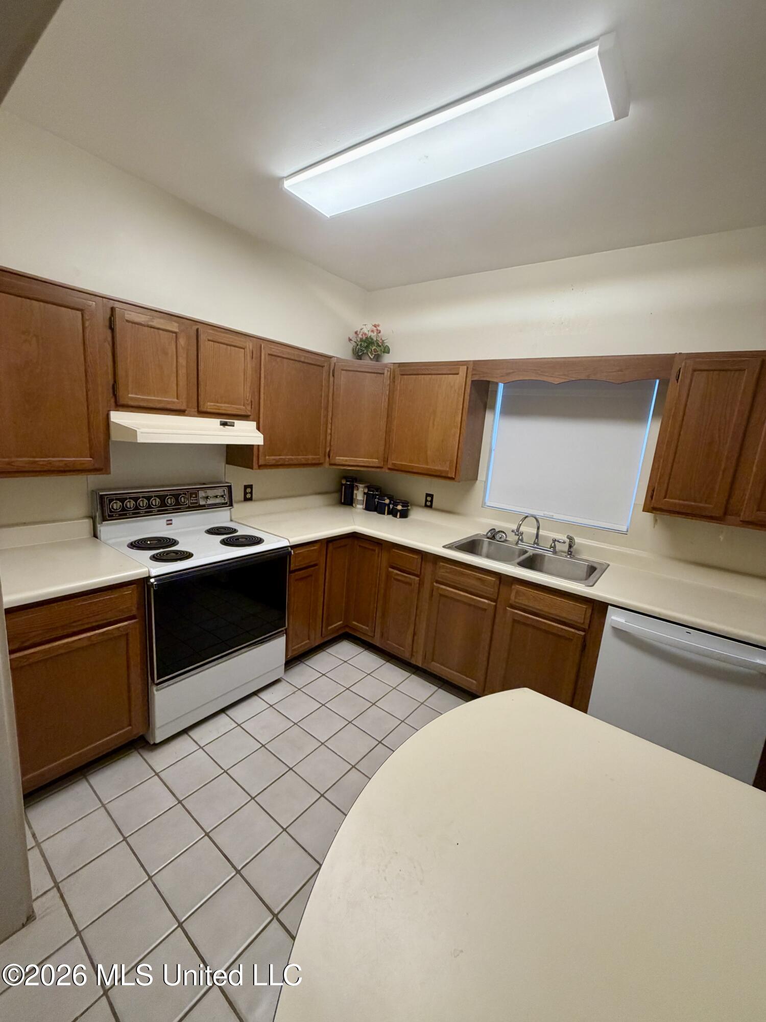 186 Summer Place Property Photo 10