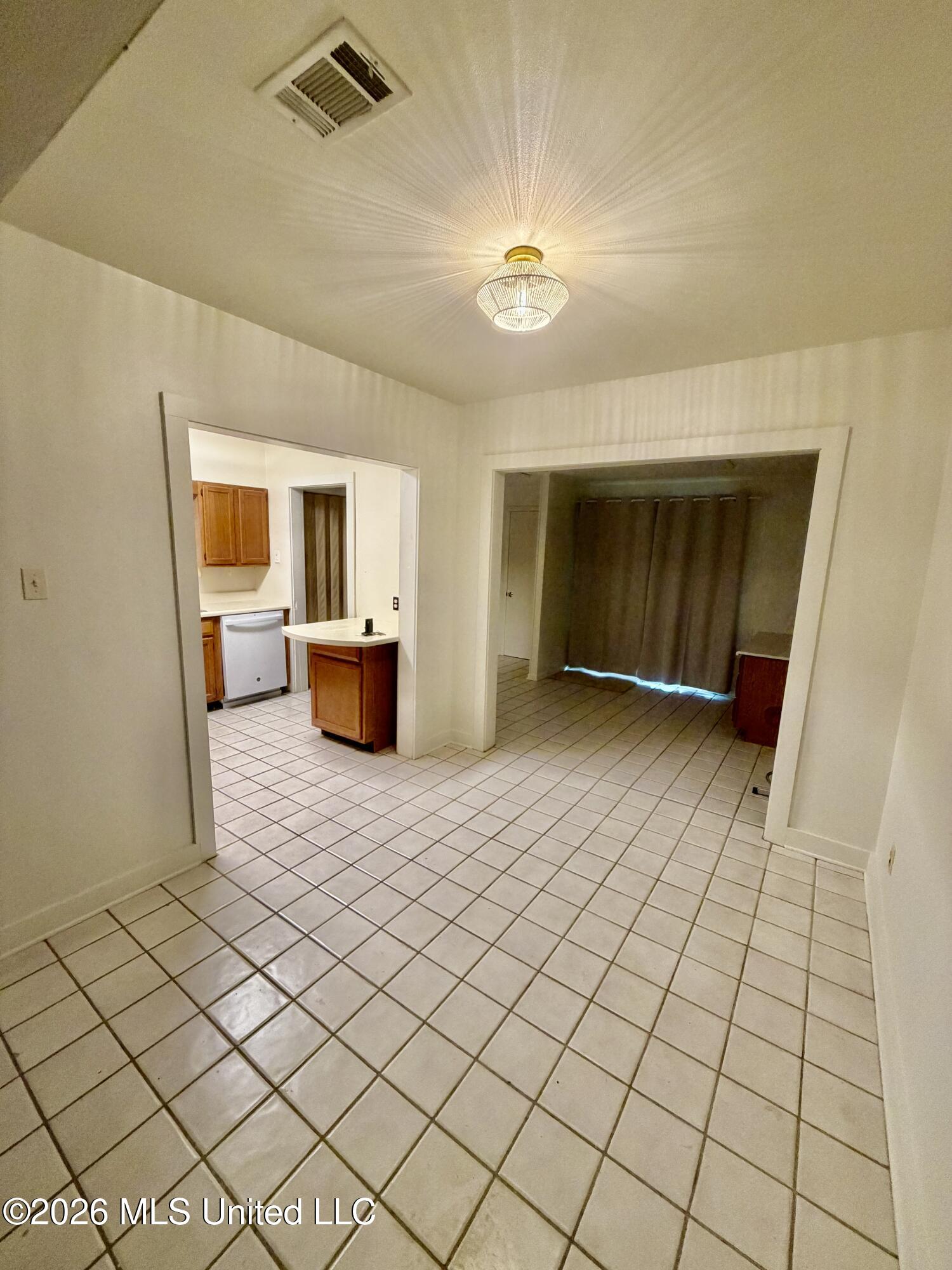 186 Summer Place Property Photo 11