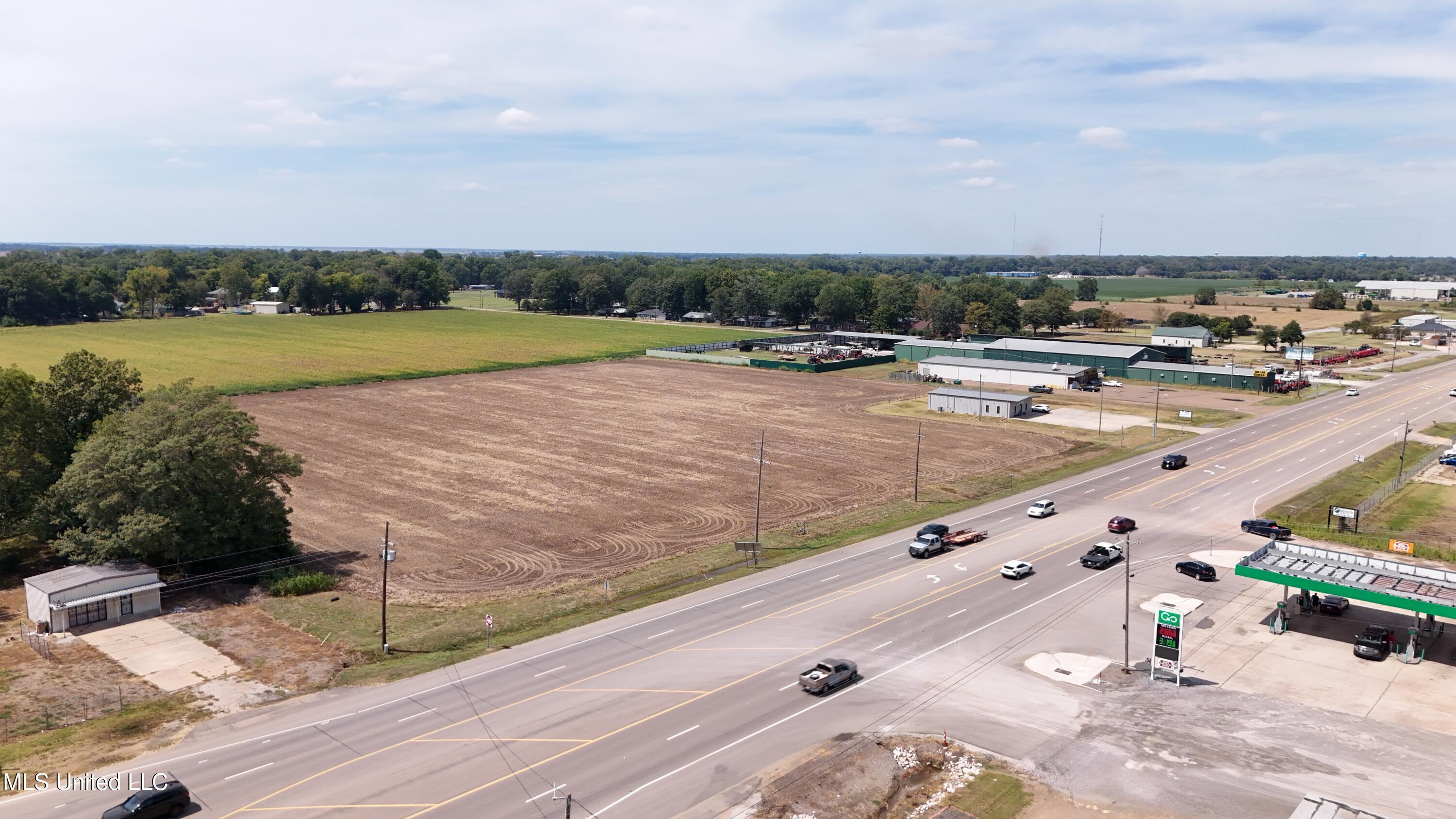 Us-61 Property Photo 11
