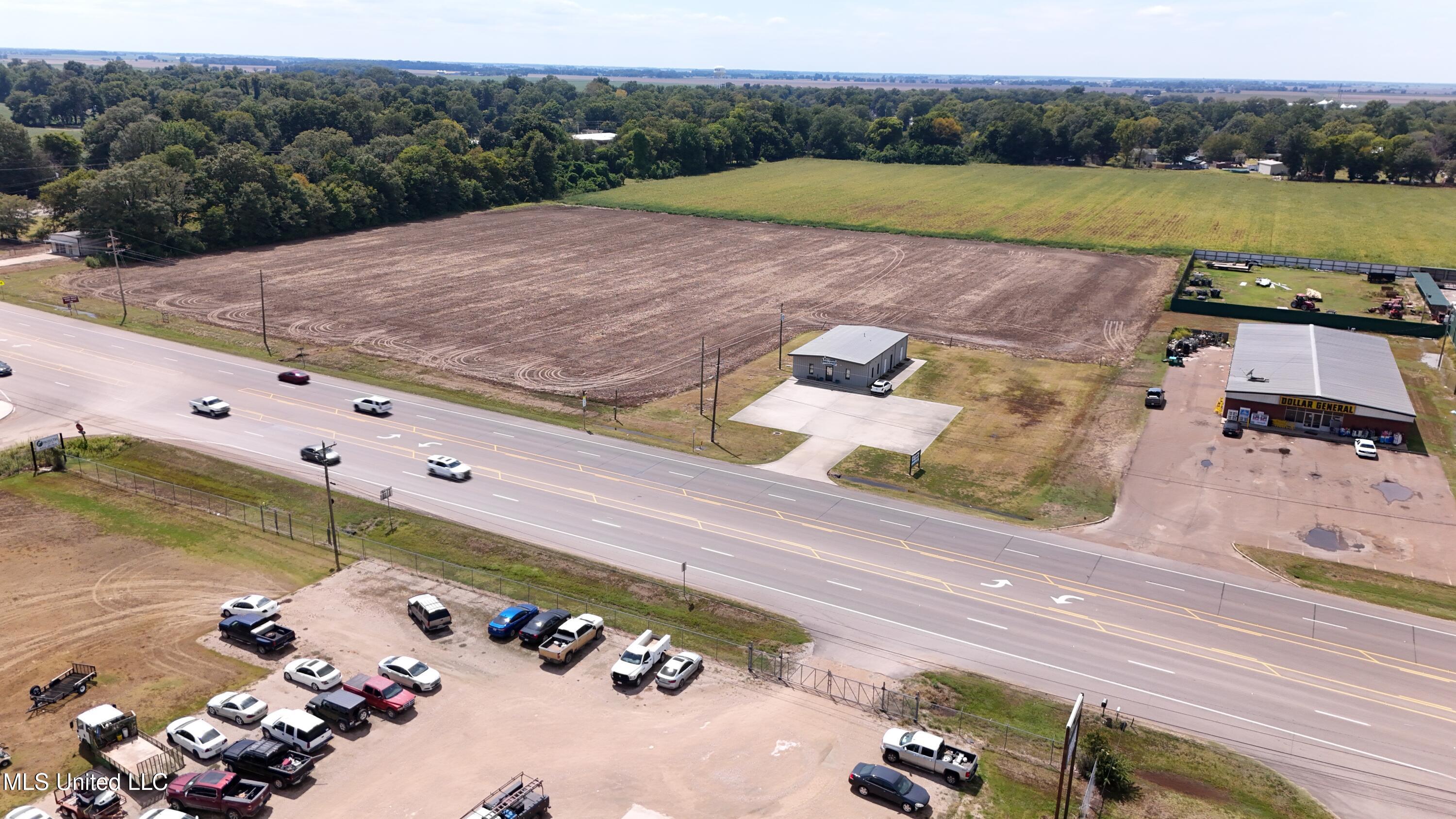 Us-61 Property Photo 13