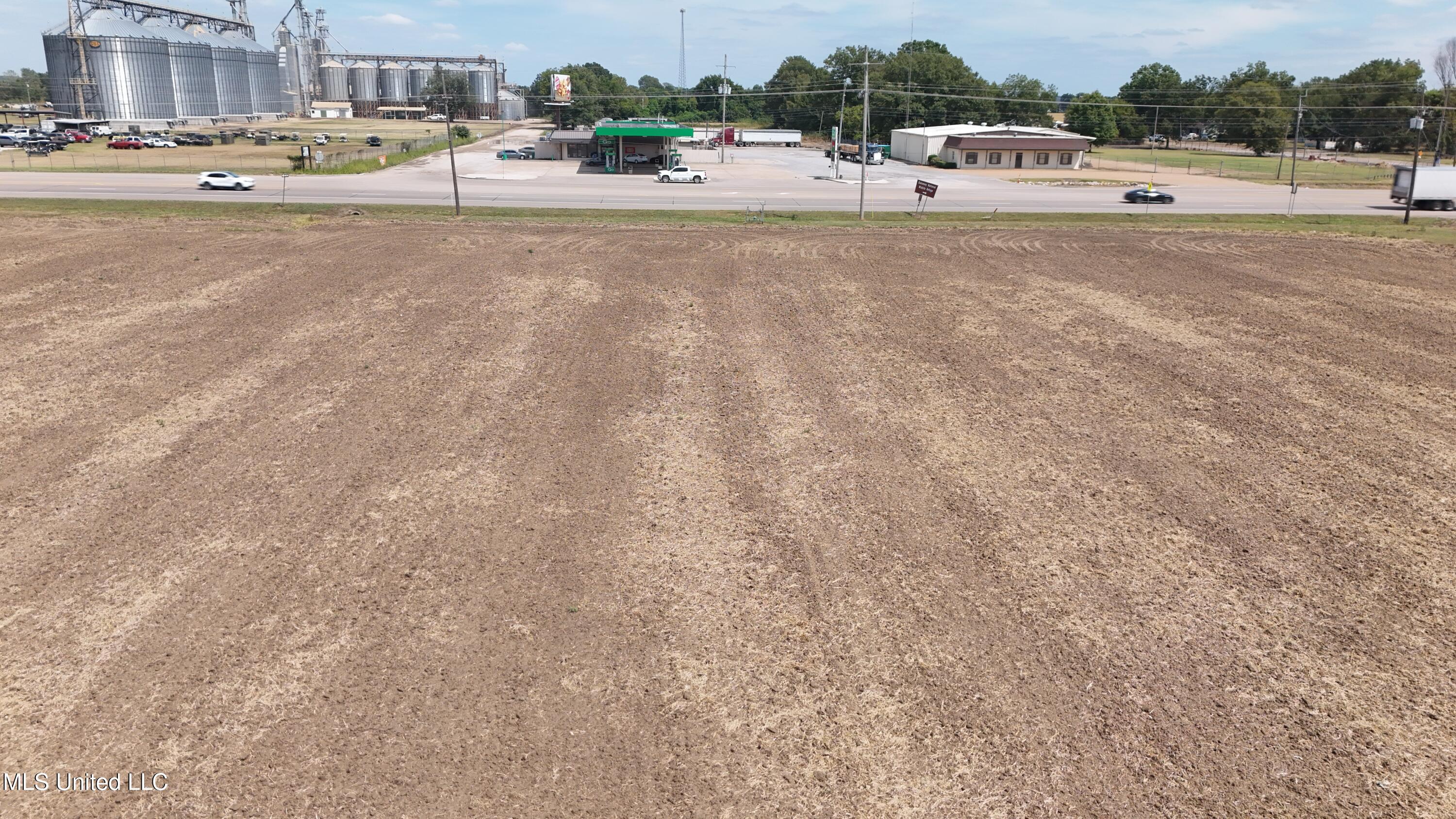 Us-61 Property Photo 16