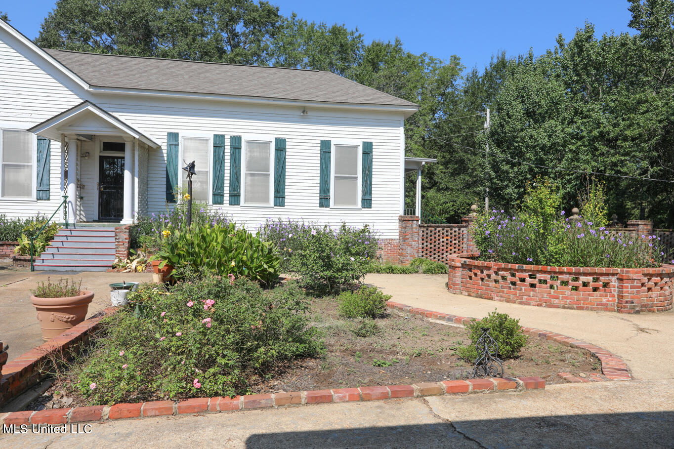 3141 Highway 43 N Property Photo 3