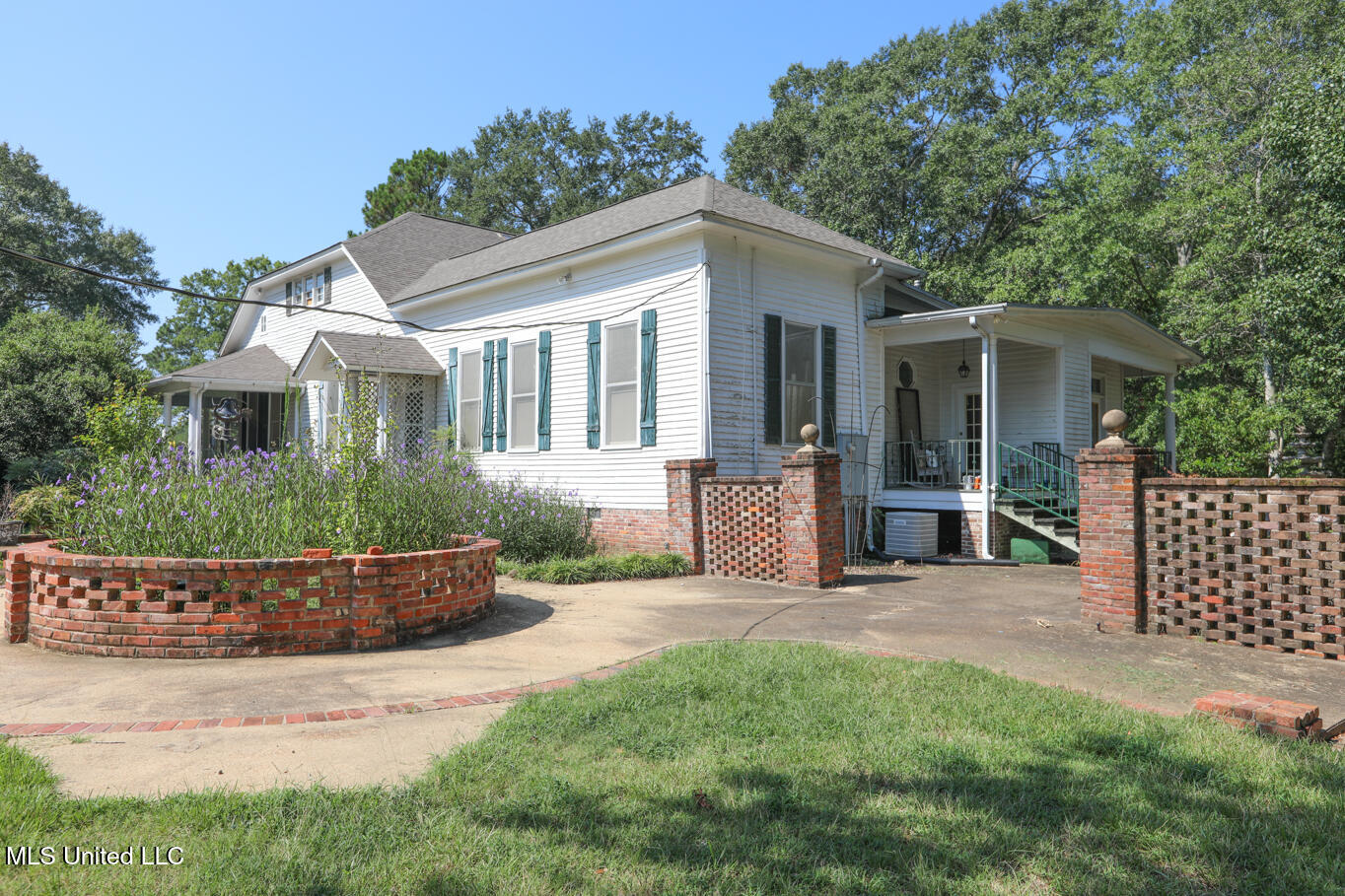 3141 Highway 43 N Property Photo 5