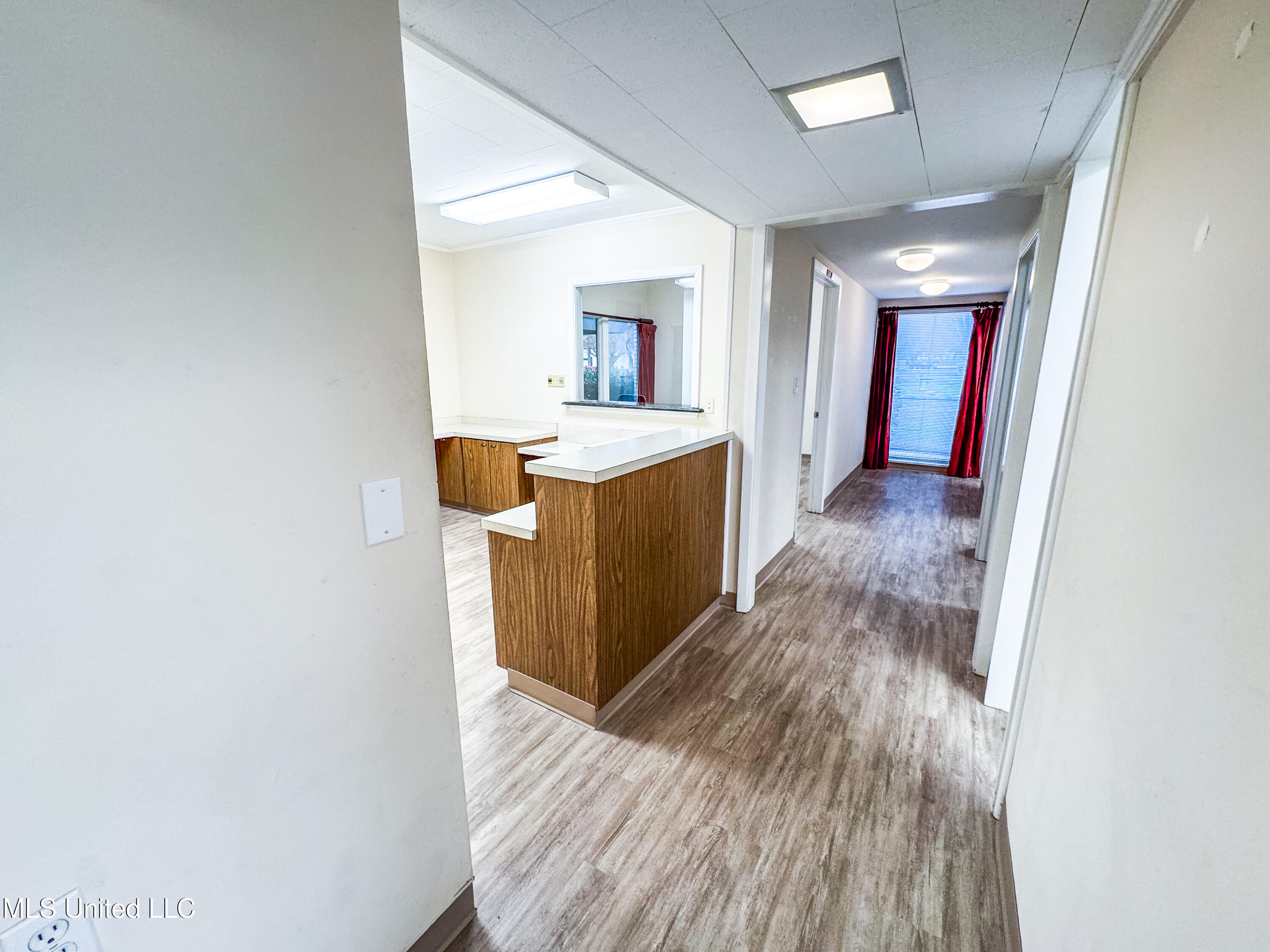 142 Jefferson Davis Blvd Boulevard Property Photo 7