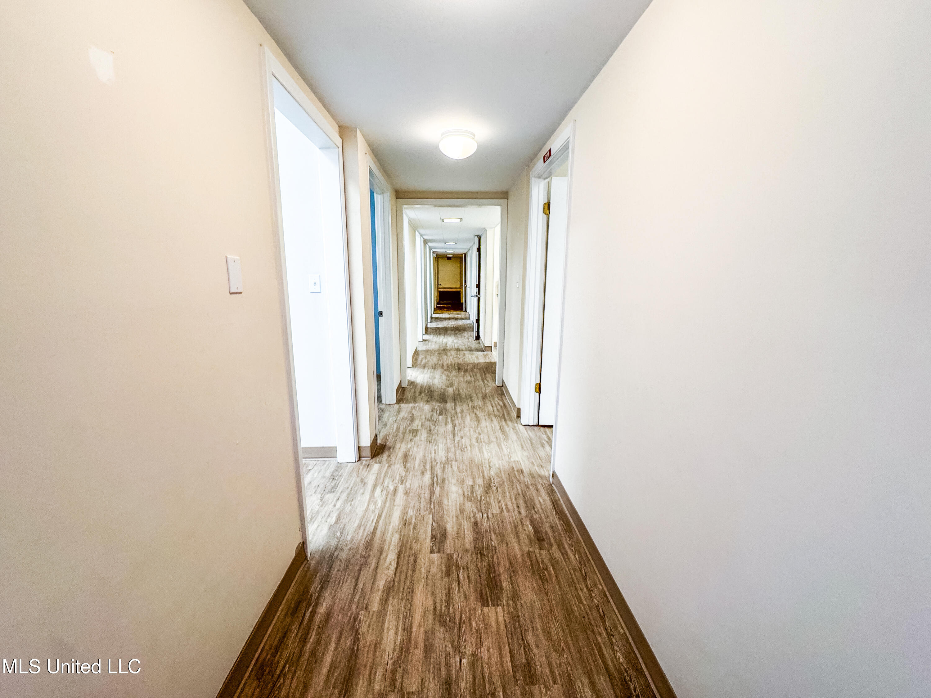 142 Jefferson Davis Blvd Boulevard Property Photo 16