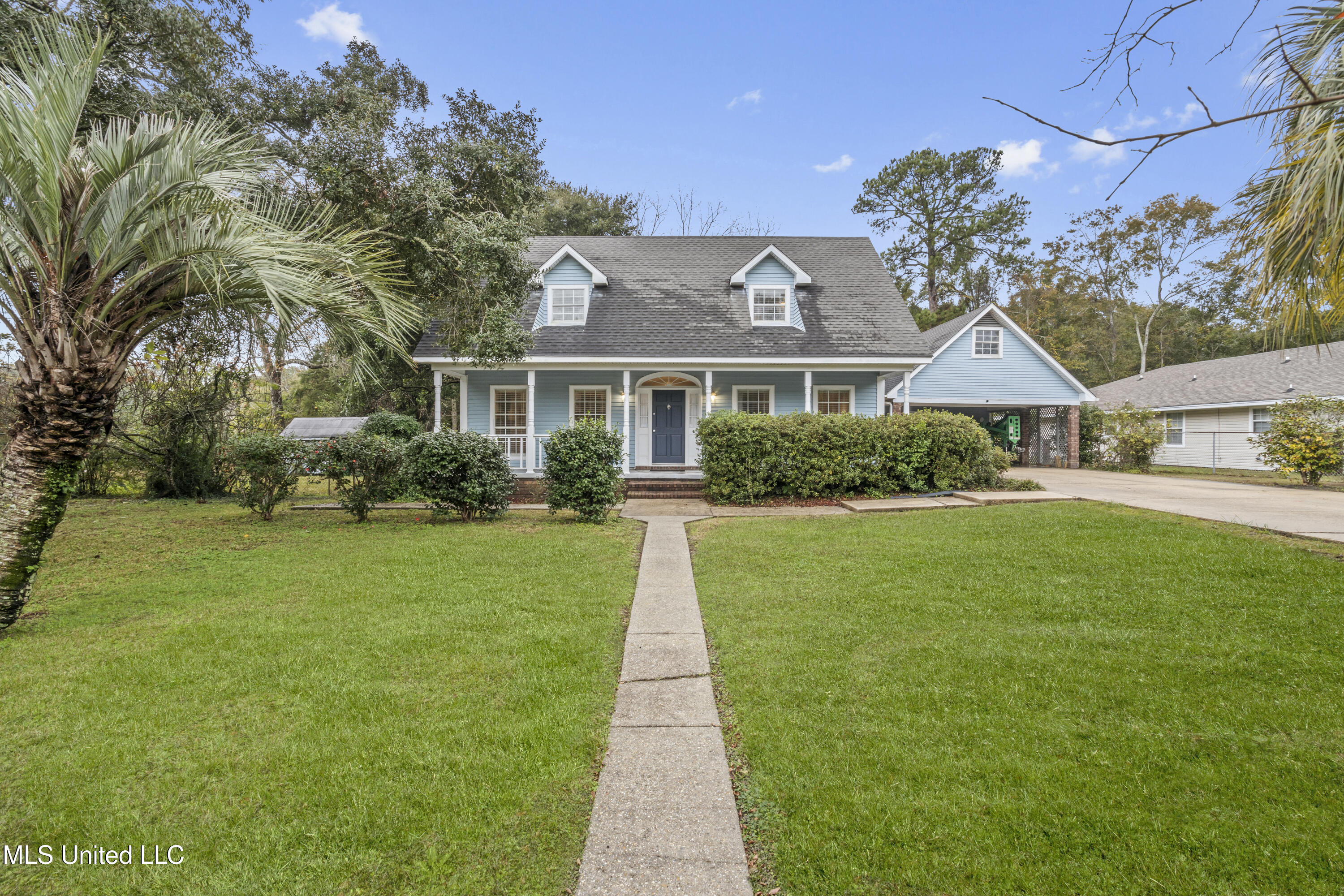 833 Brown Street Property Photo 1