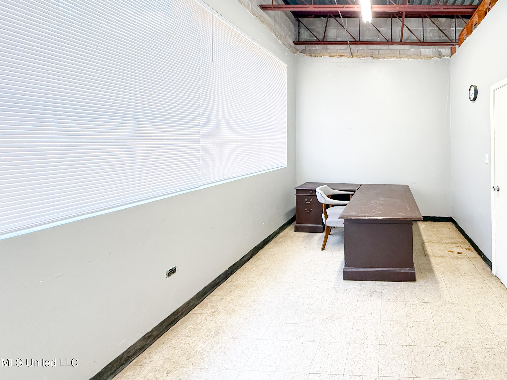 700 Chestnut Street Property Photo 8