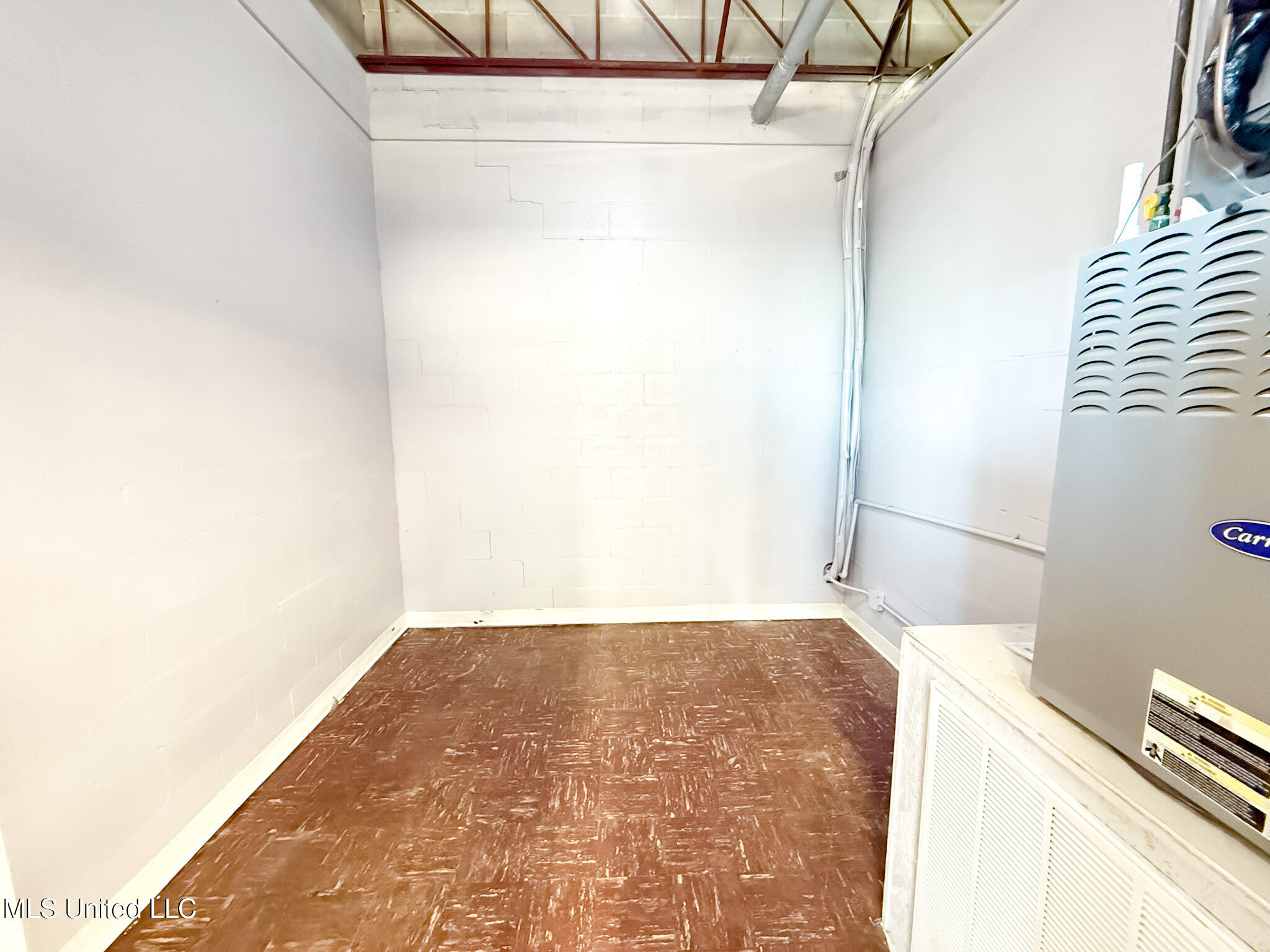 700 Chestnut Street Property Photo 9