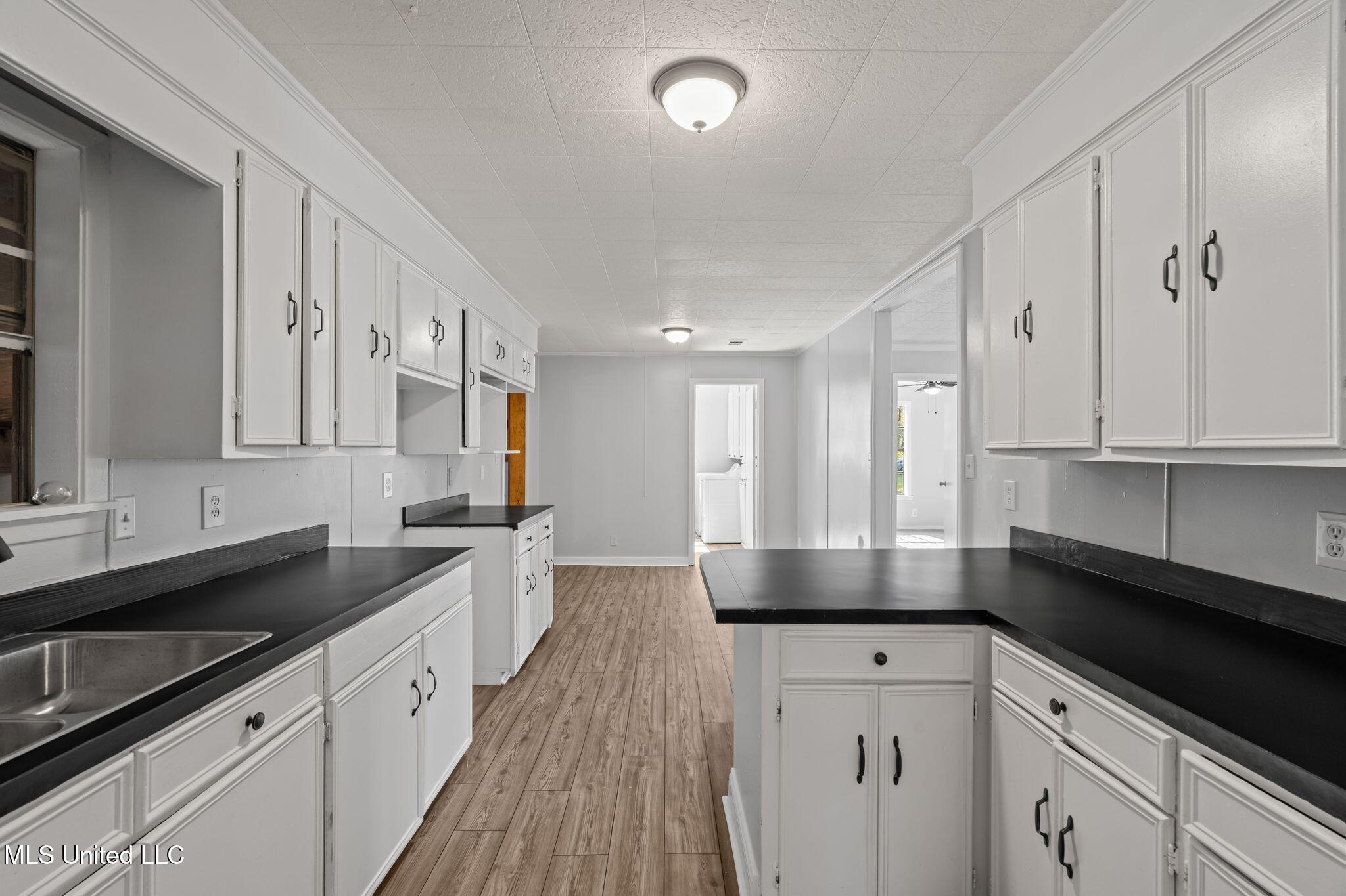 2225 Columbia Purvis Road Property Photo 9