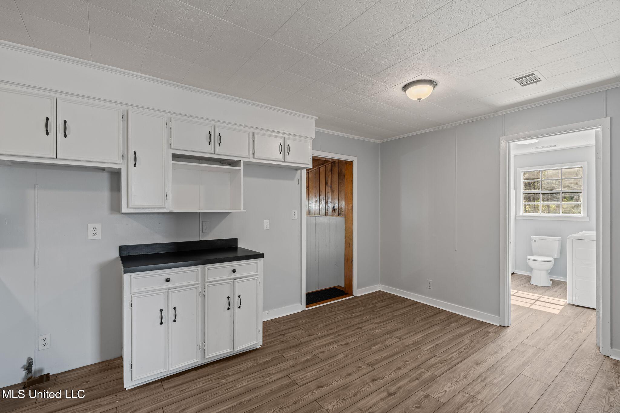 2225 Columbia Purvis Road Property Photo 13