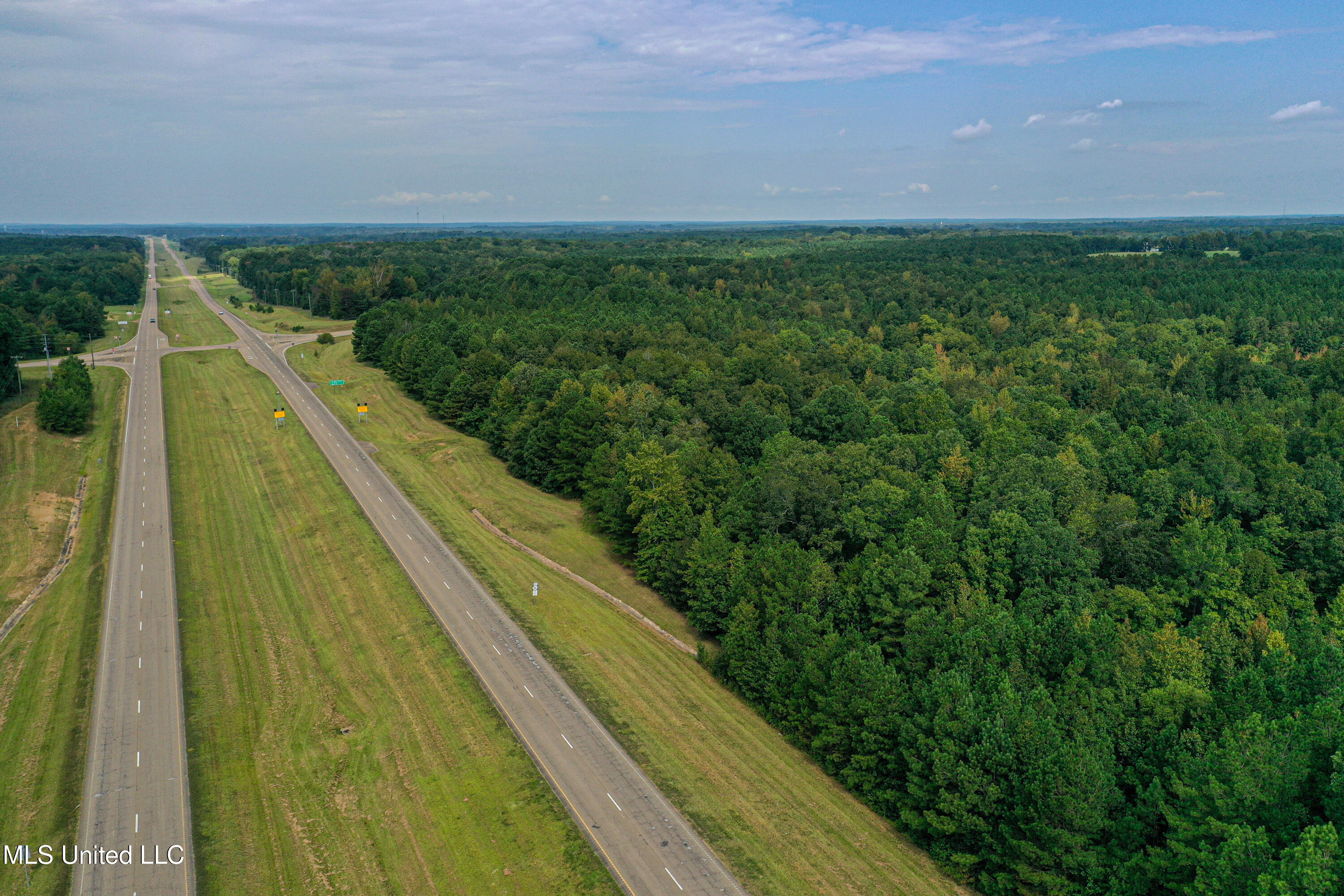 01 Highway 82 Property Photo 1