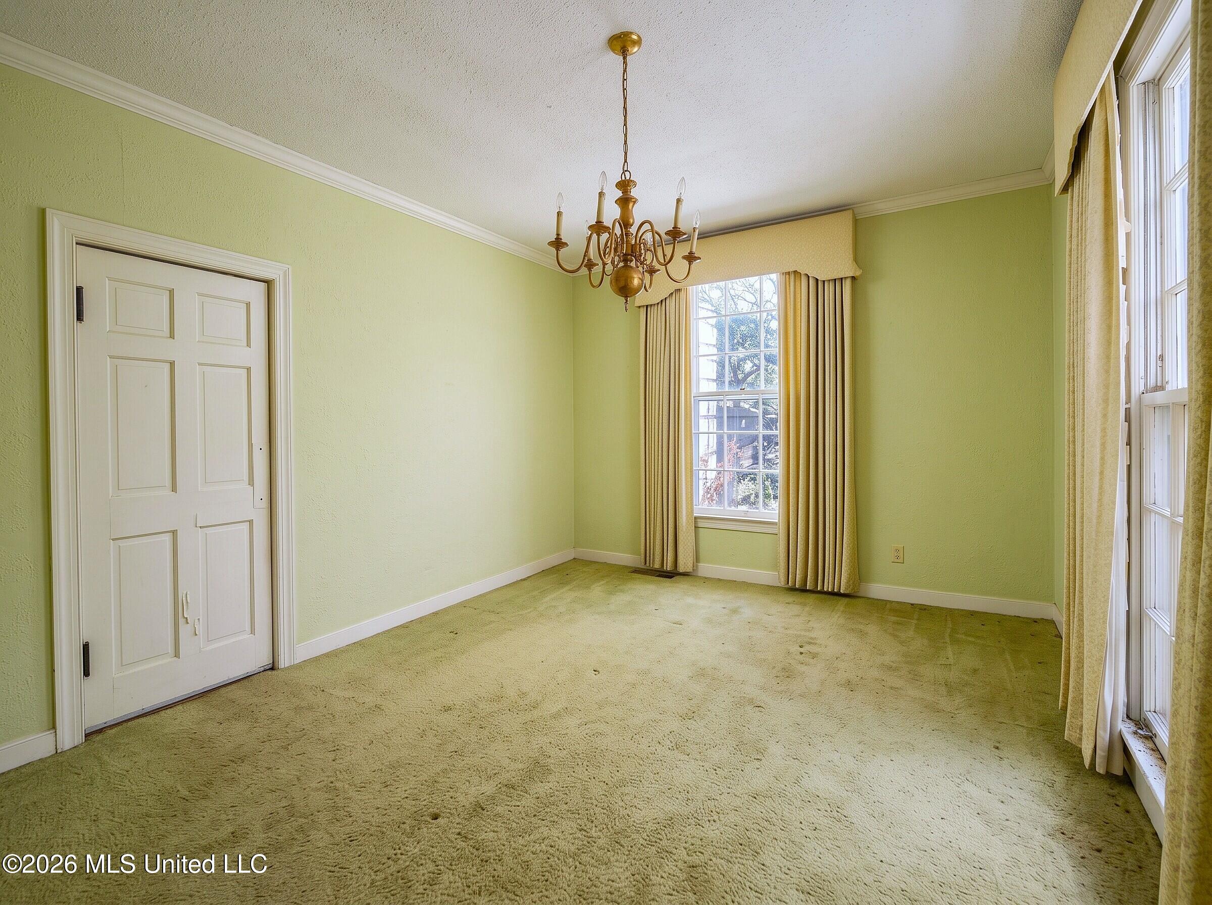107 Treadway Circle Property Photo 6