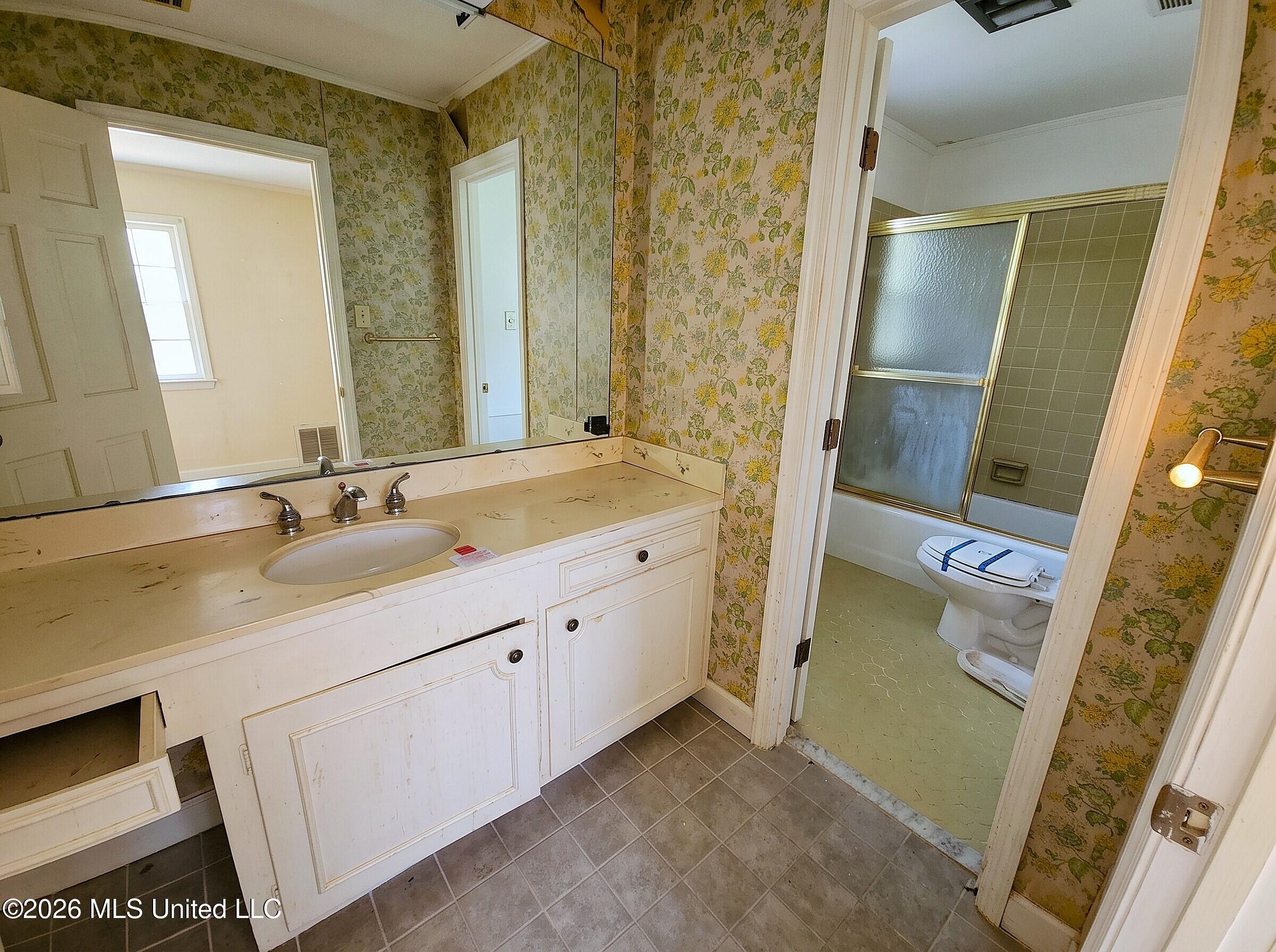 107 Treadway Circle Property Photo 9