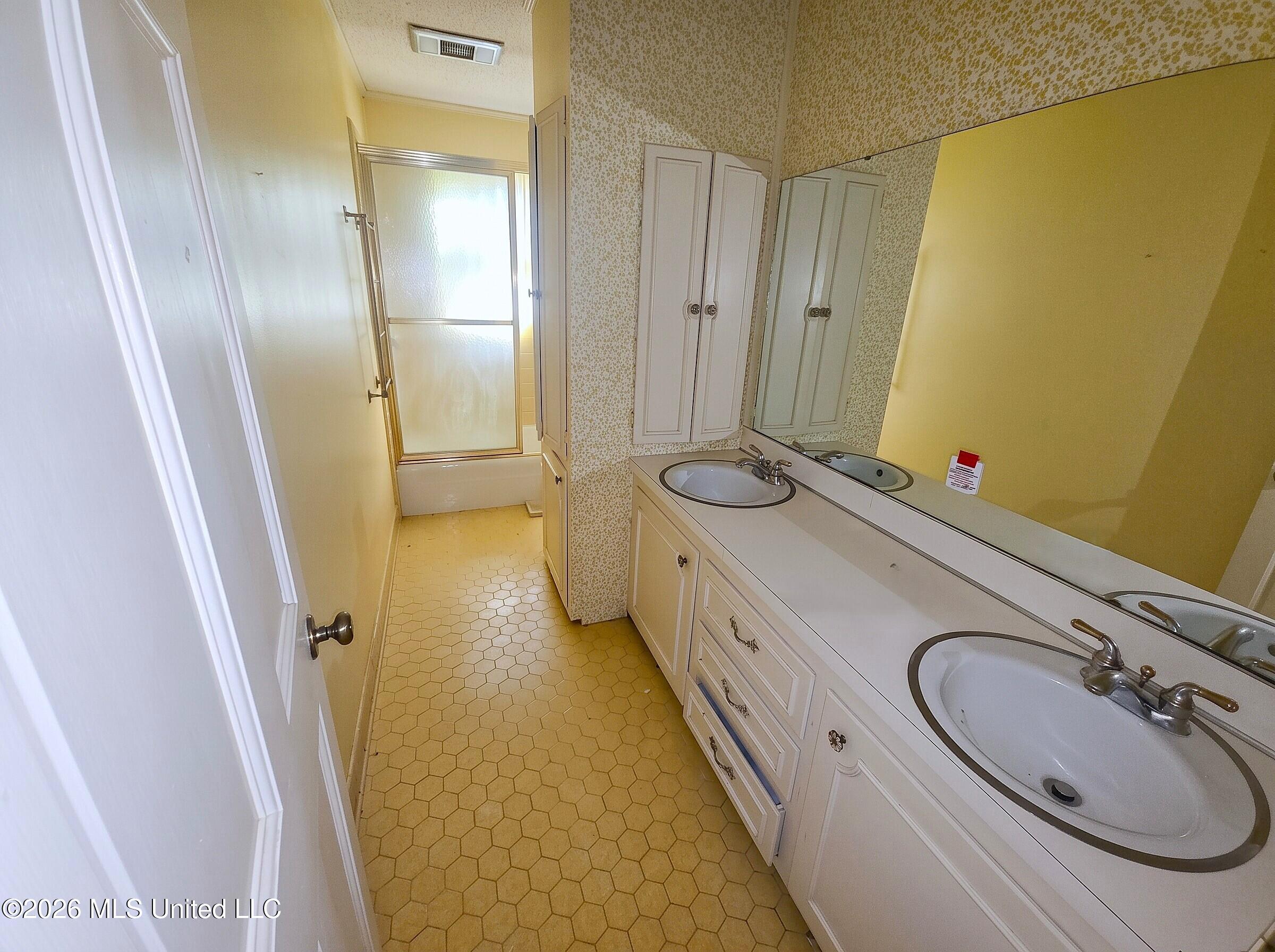 107 Treadway Circle Property Photo 10