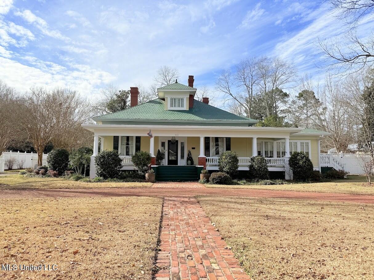 521 Holland Avenue Avenue Property Photo 2