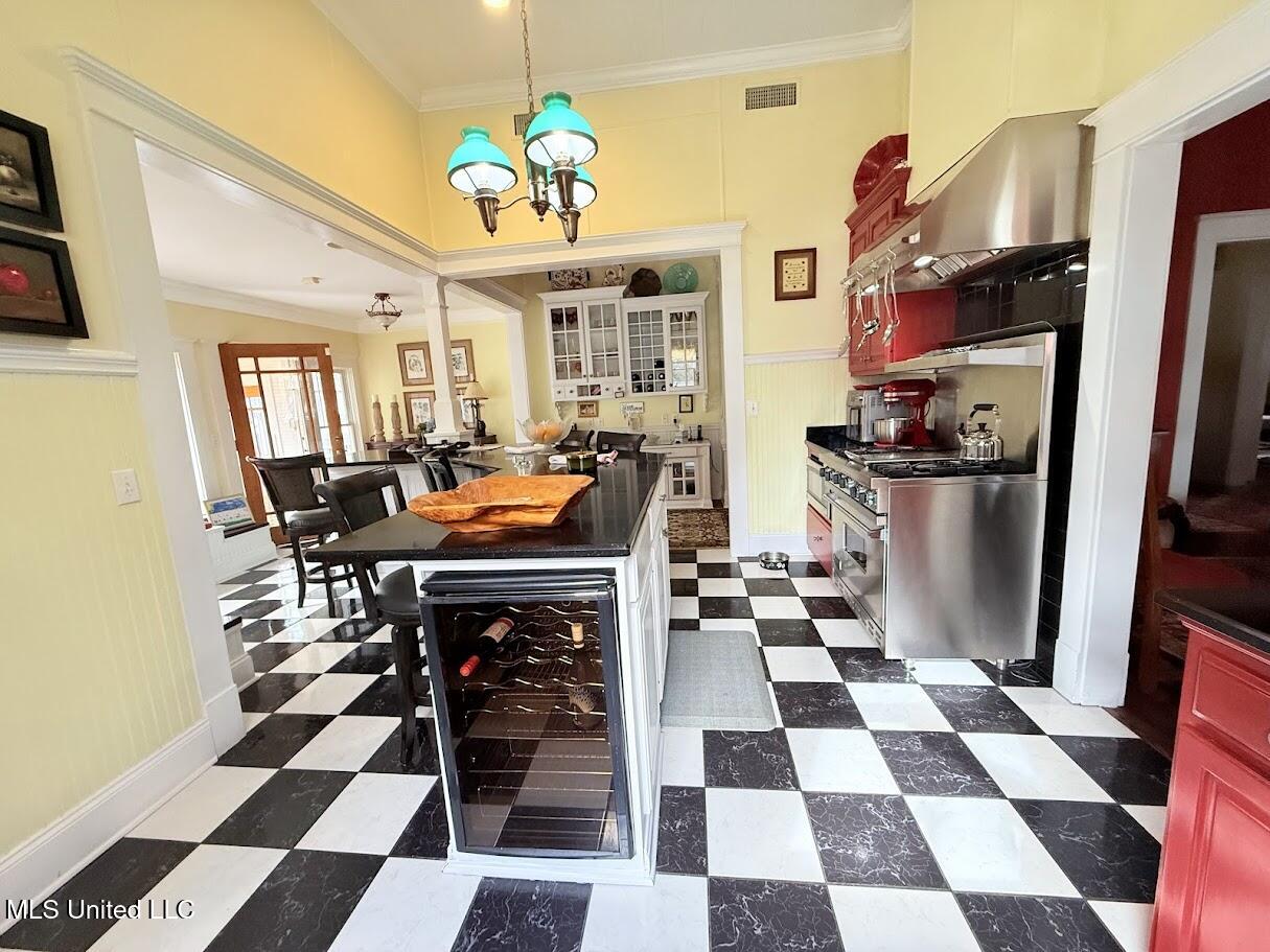 521 Holland Avenue Avenue Property Photo 21