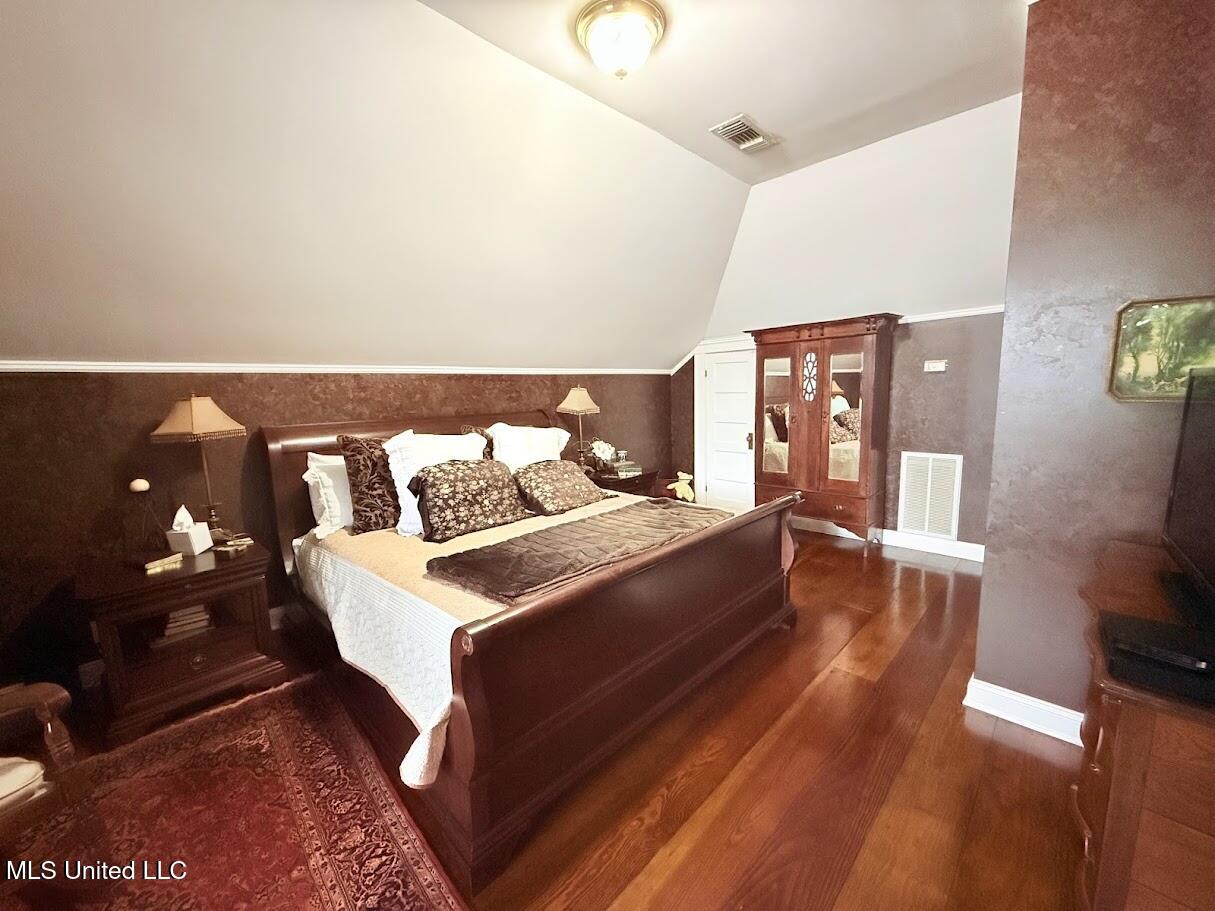 521 Holland Avenue Avenue Property Photo 24