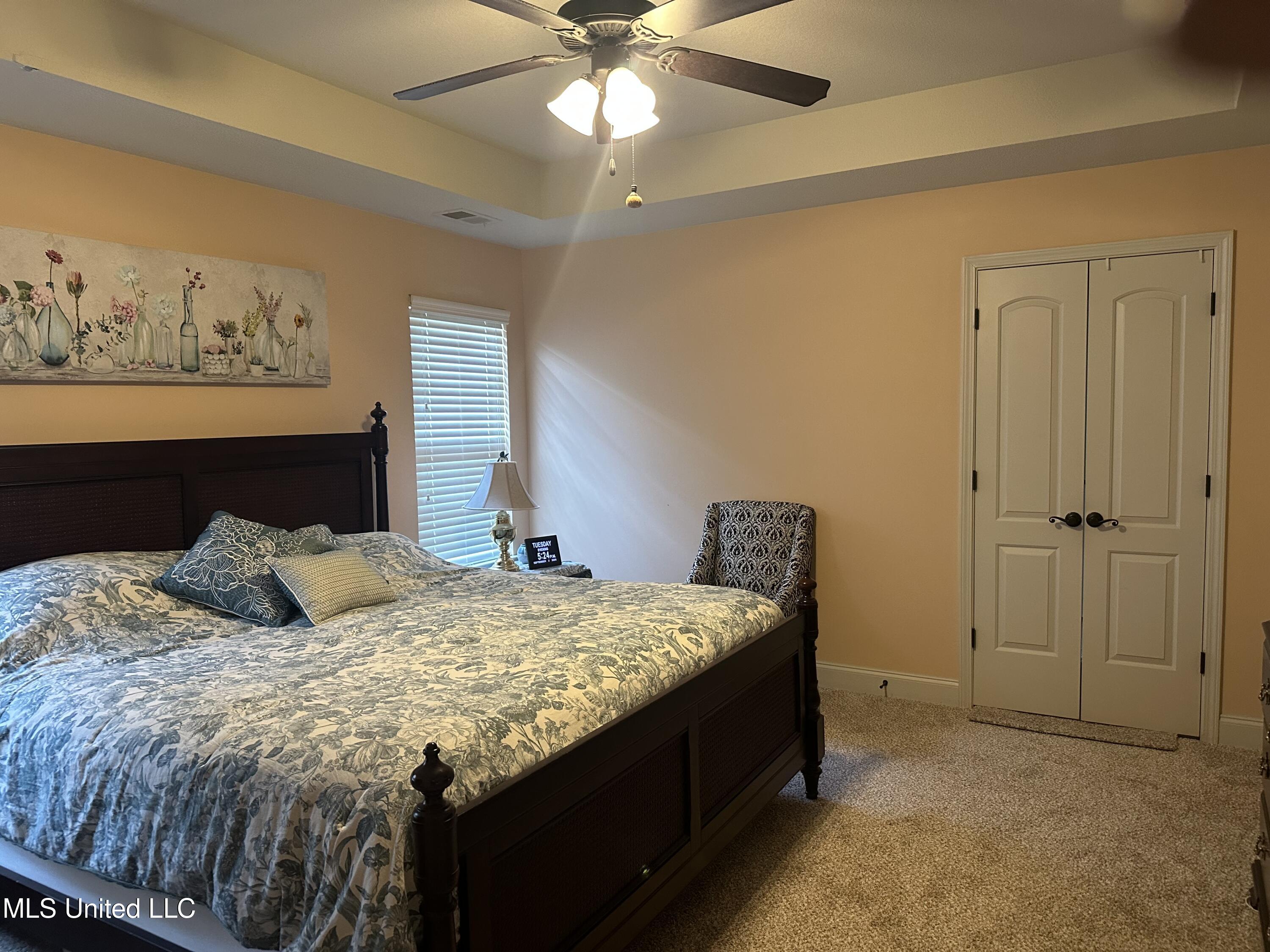 3302 Foxdale Loop Property Photo 9