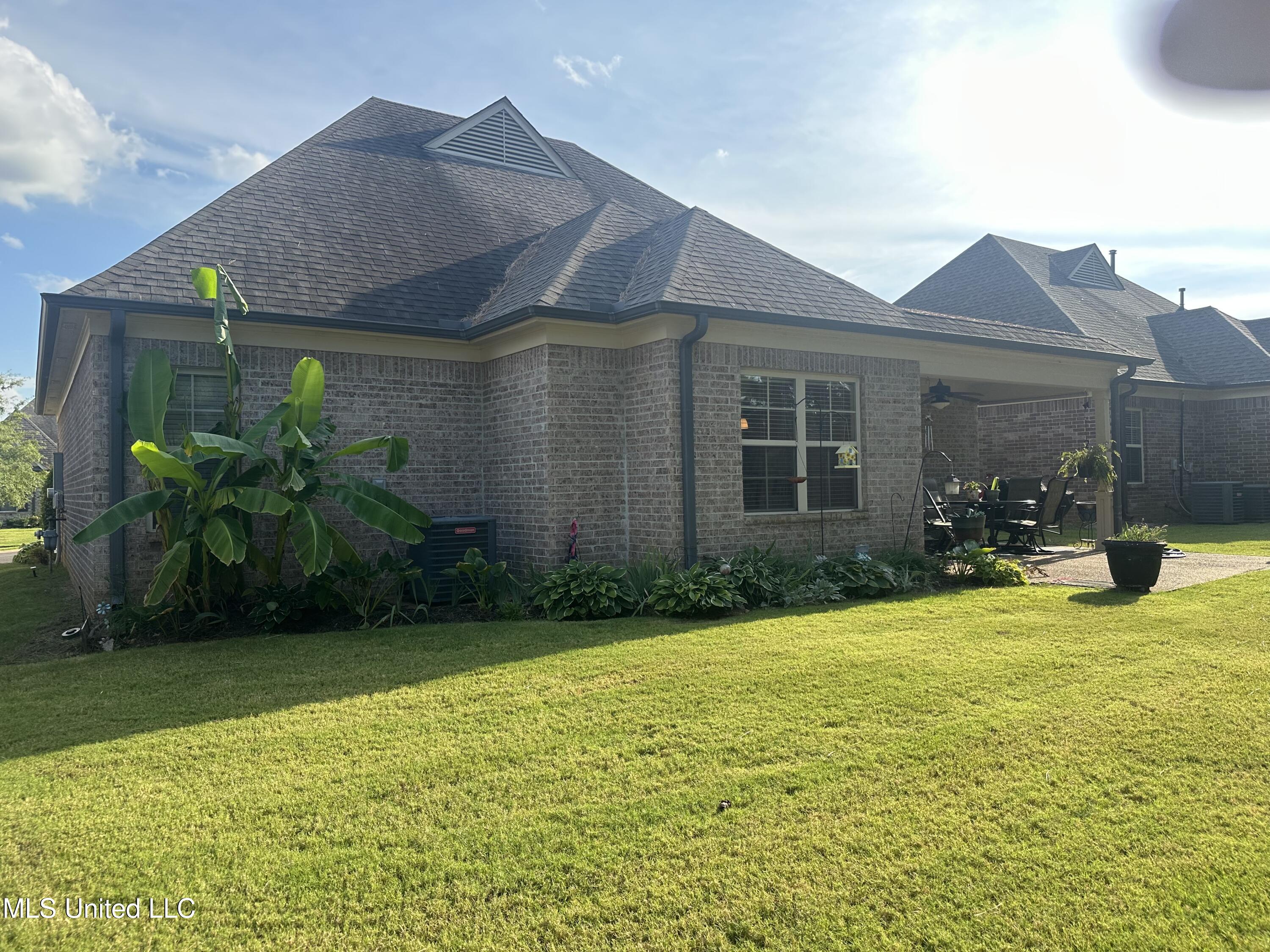 3302 Foxdale Loop Property Photo 24