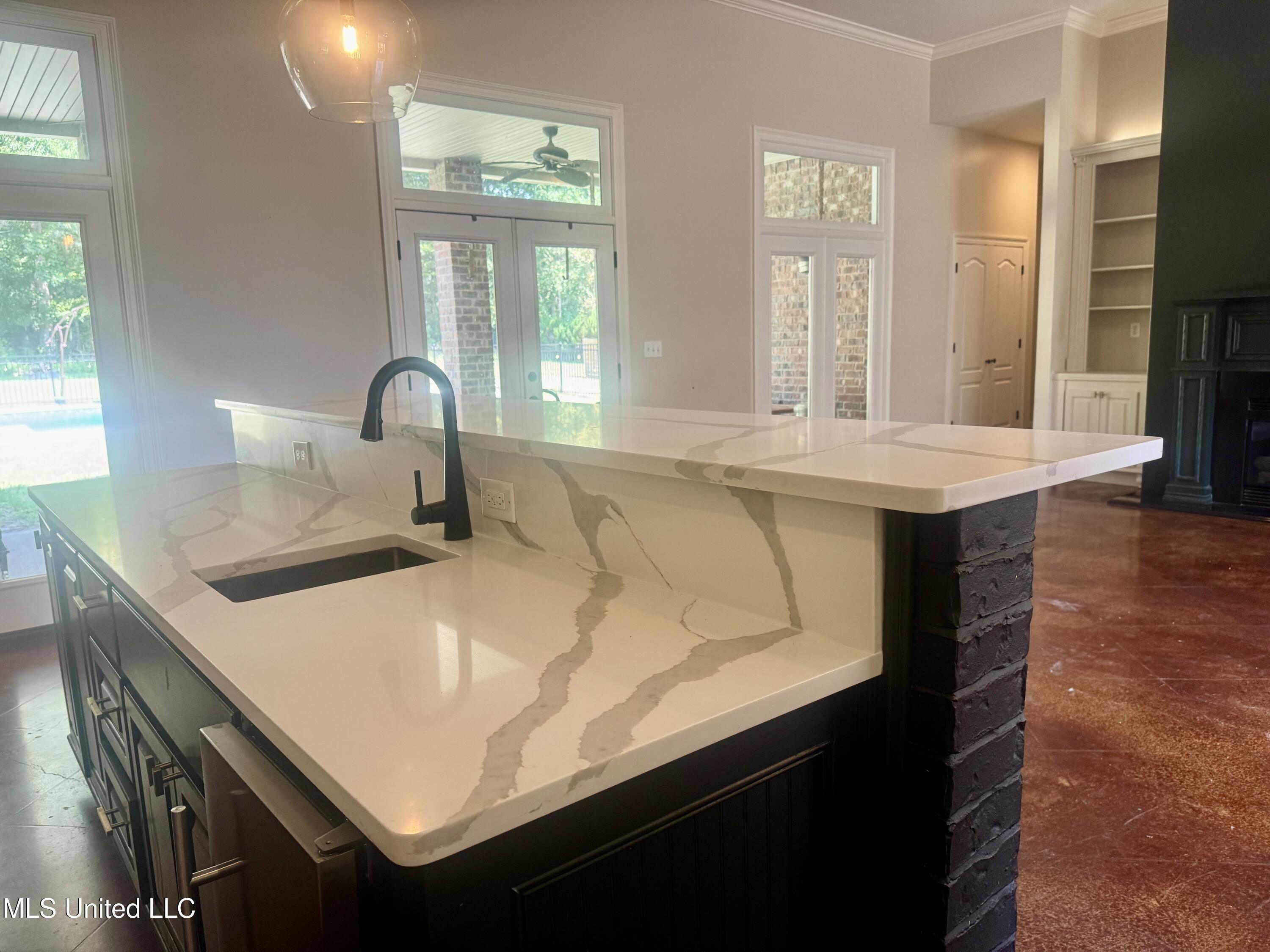 101 Cherrybark Lane Property Photo 8