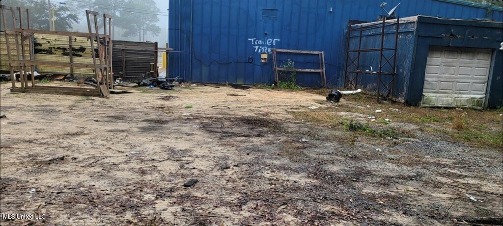 3000 Ladnier Road Property Photo 9