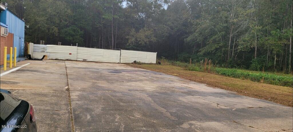 3000 Ladnier Road Property Photo 10