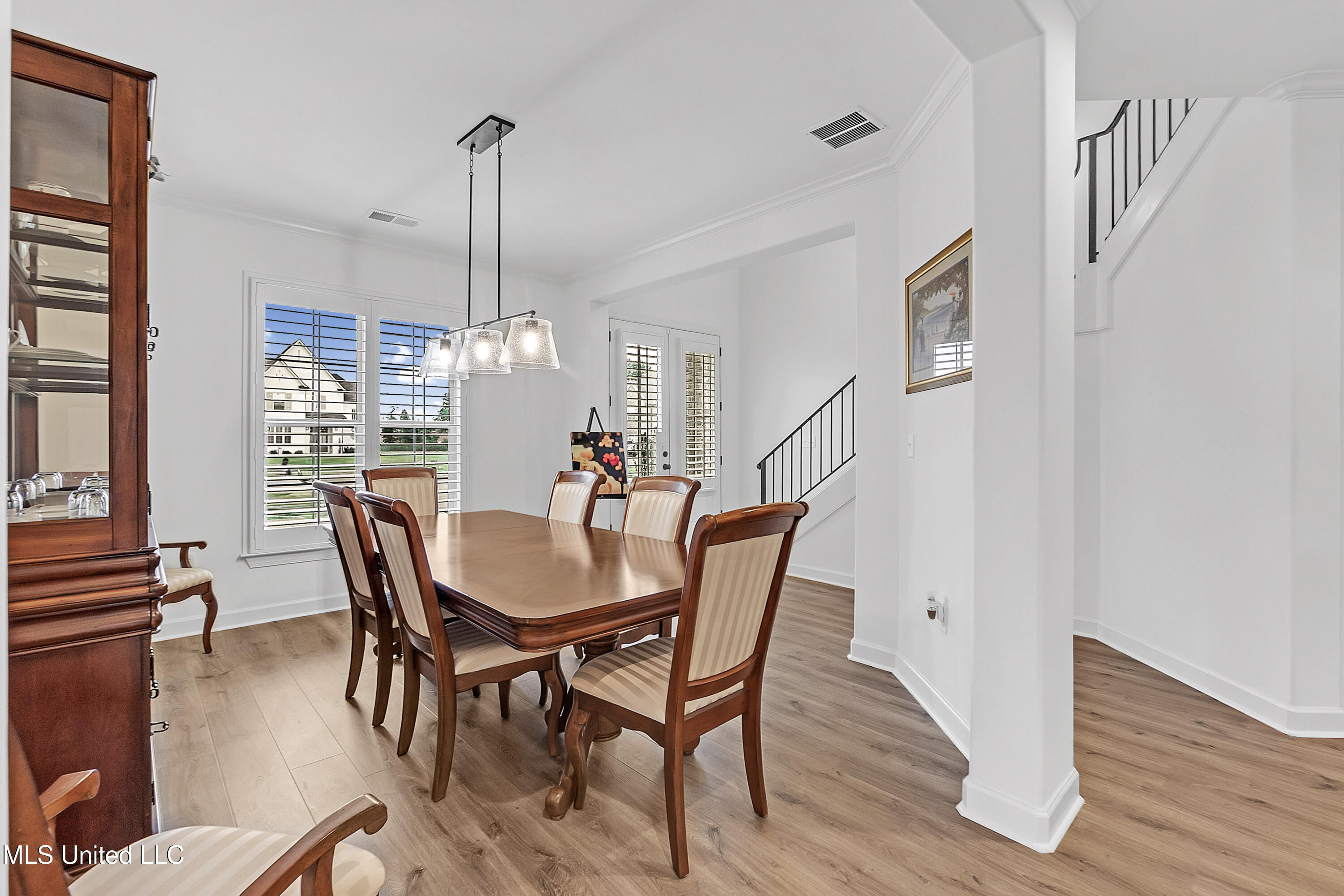 784 Arrow Cove Property Photo 8