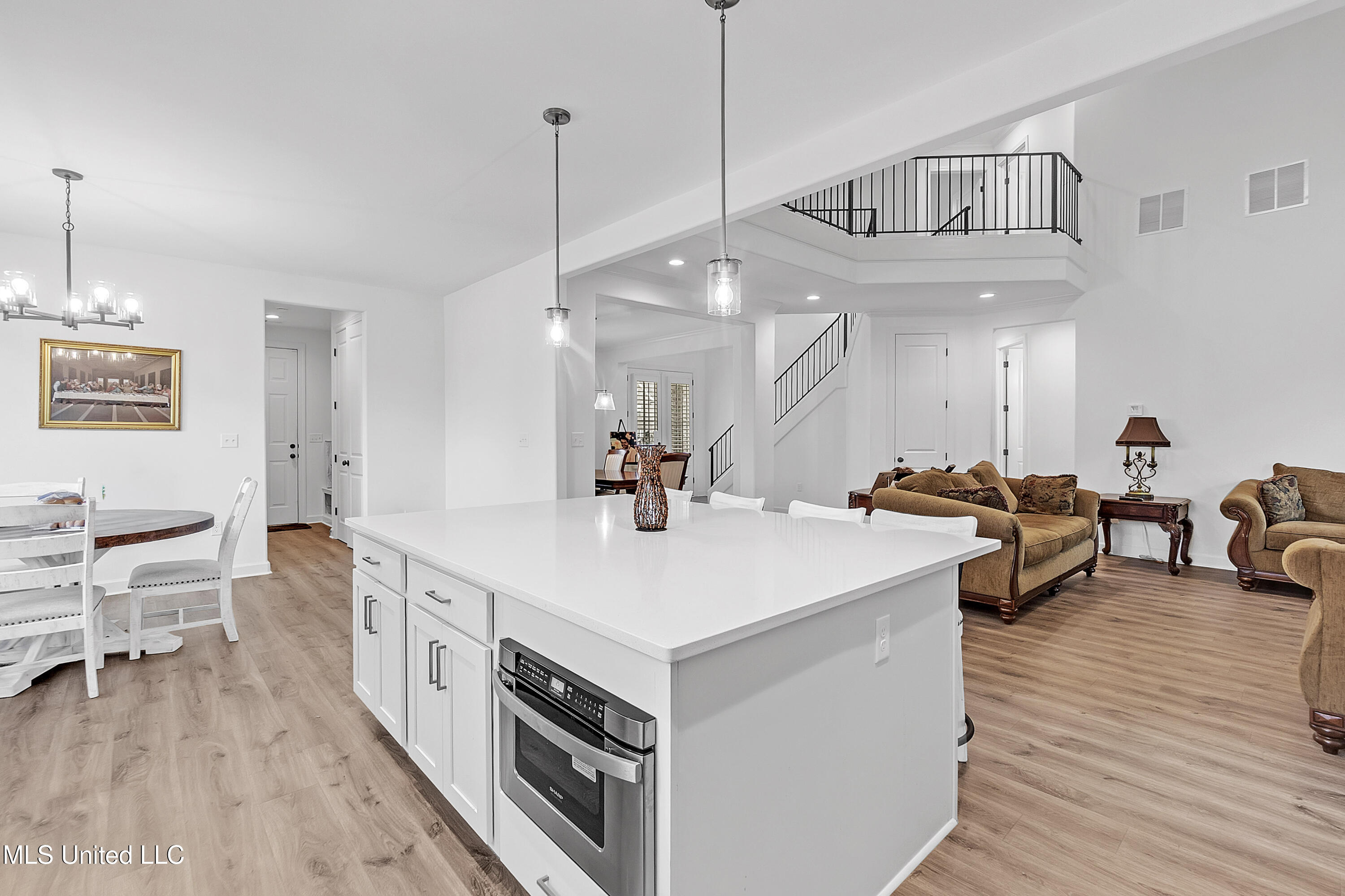 784 Arrow Cove Property Photo 15