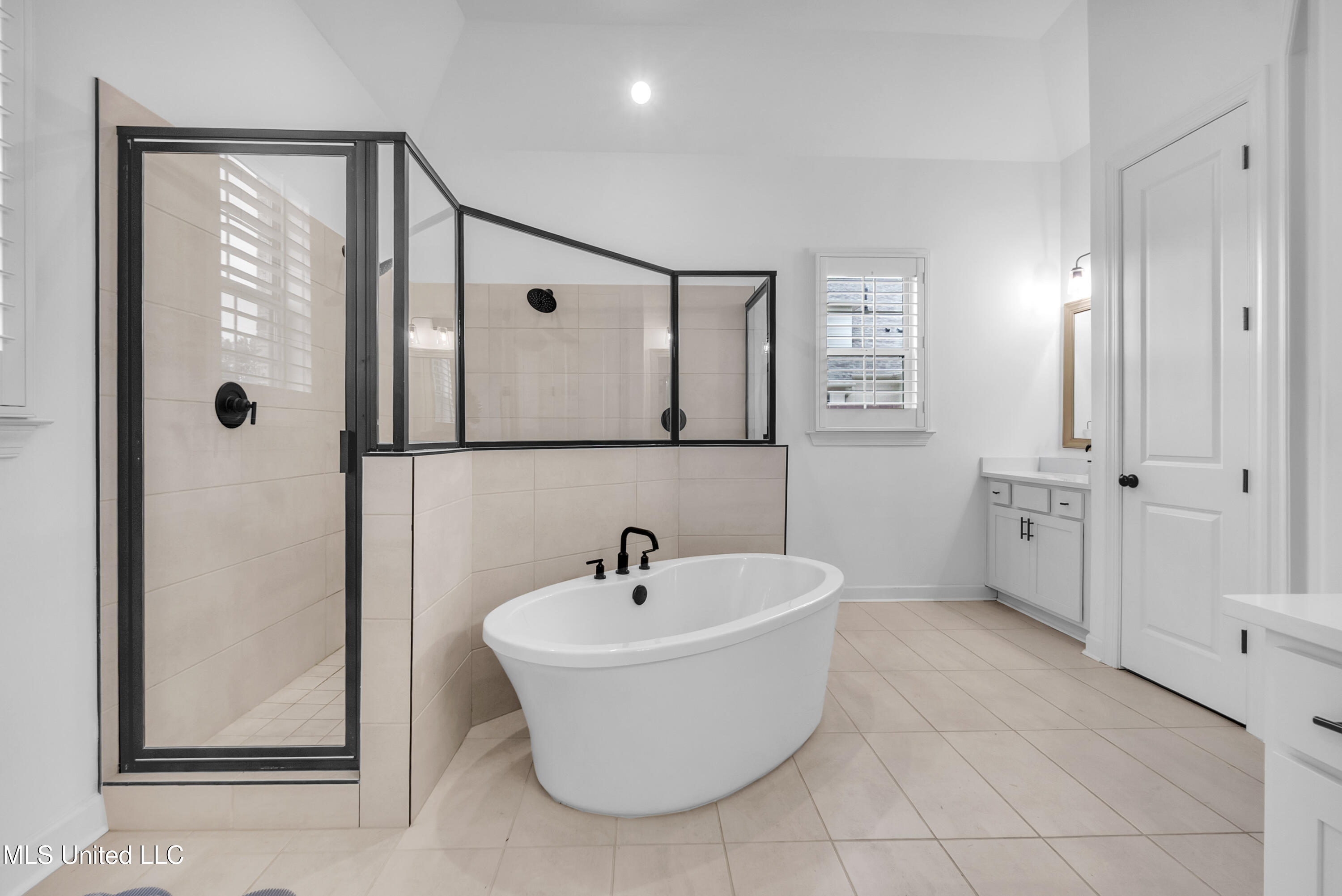 784 Arrow Cove Property Photo 30