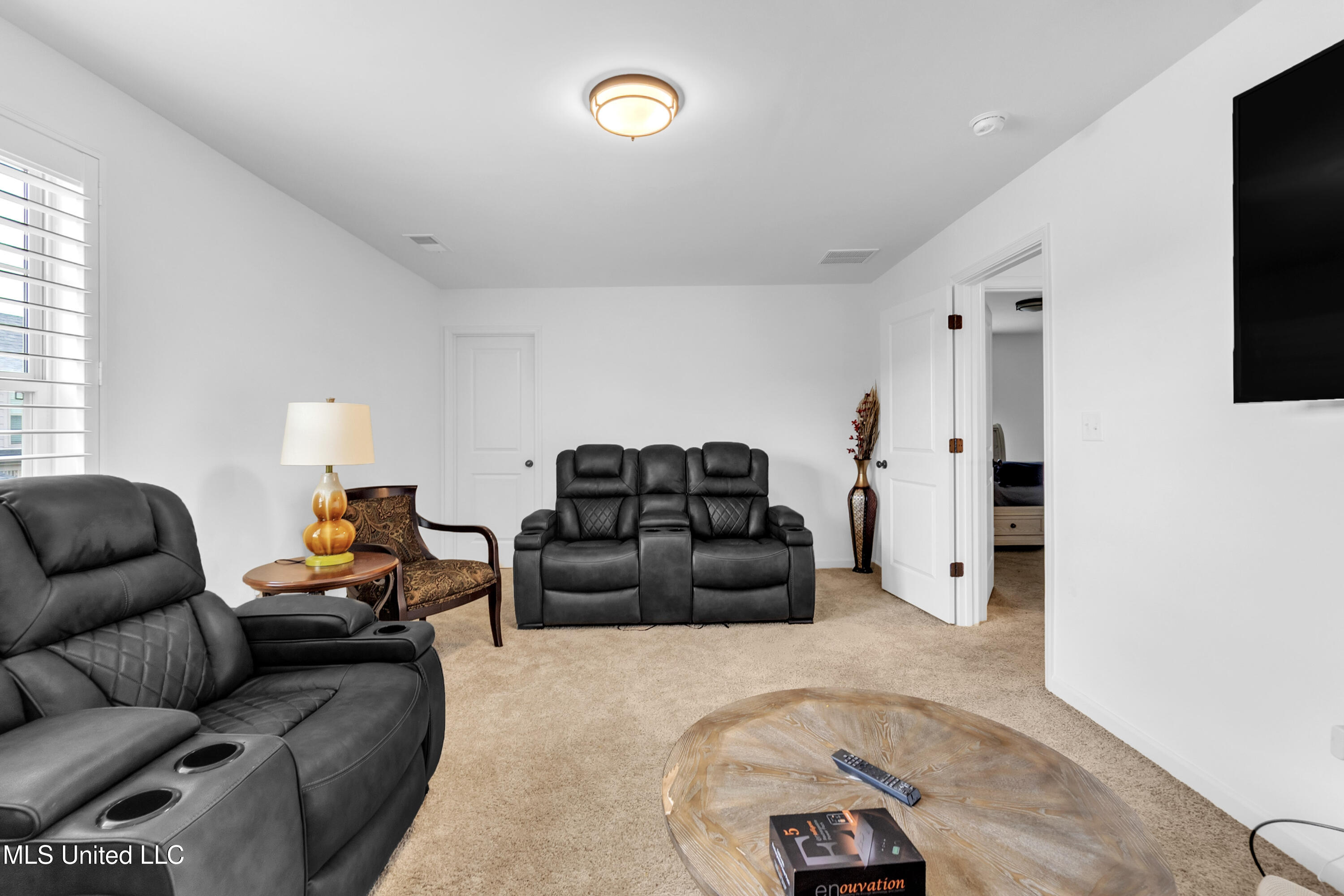 784 Arrow Cove Property Photo 36