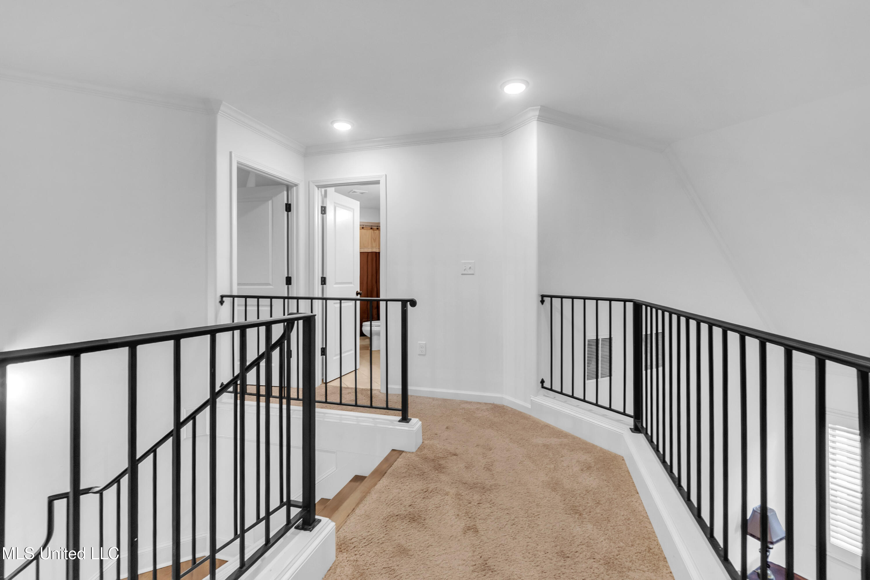 784 Arrow Cove Property Photo 40