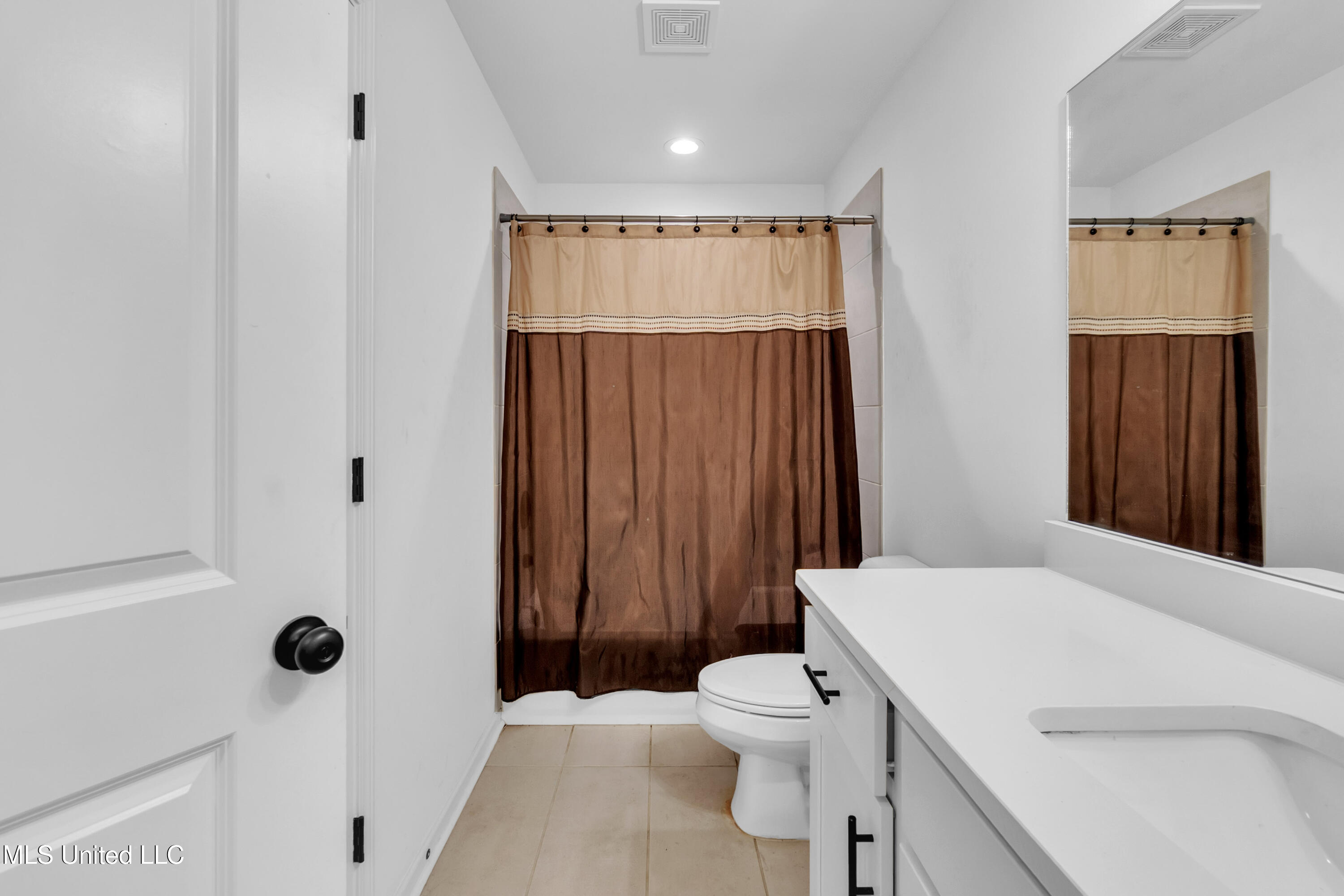 784 Arrow Cove Property Photo 43