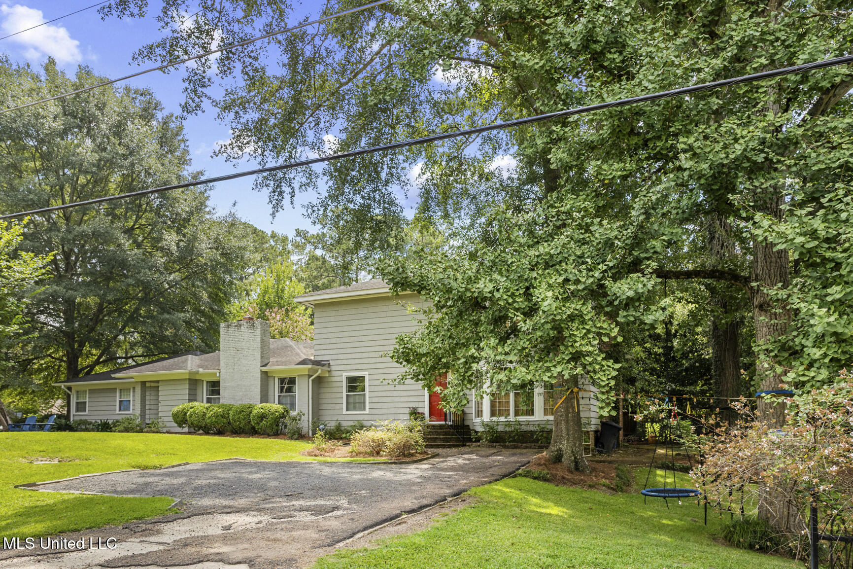 299 Wood Dale Drive Property Photo 2