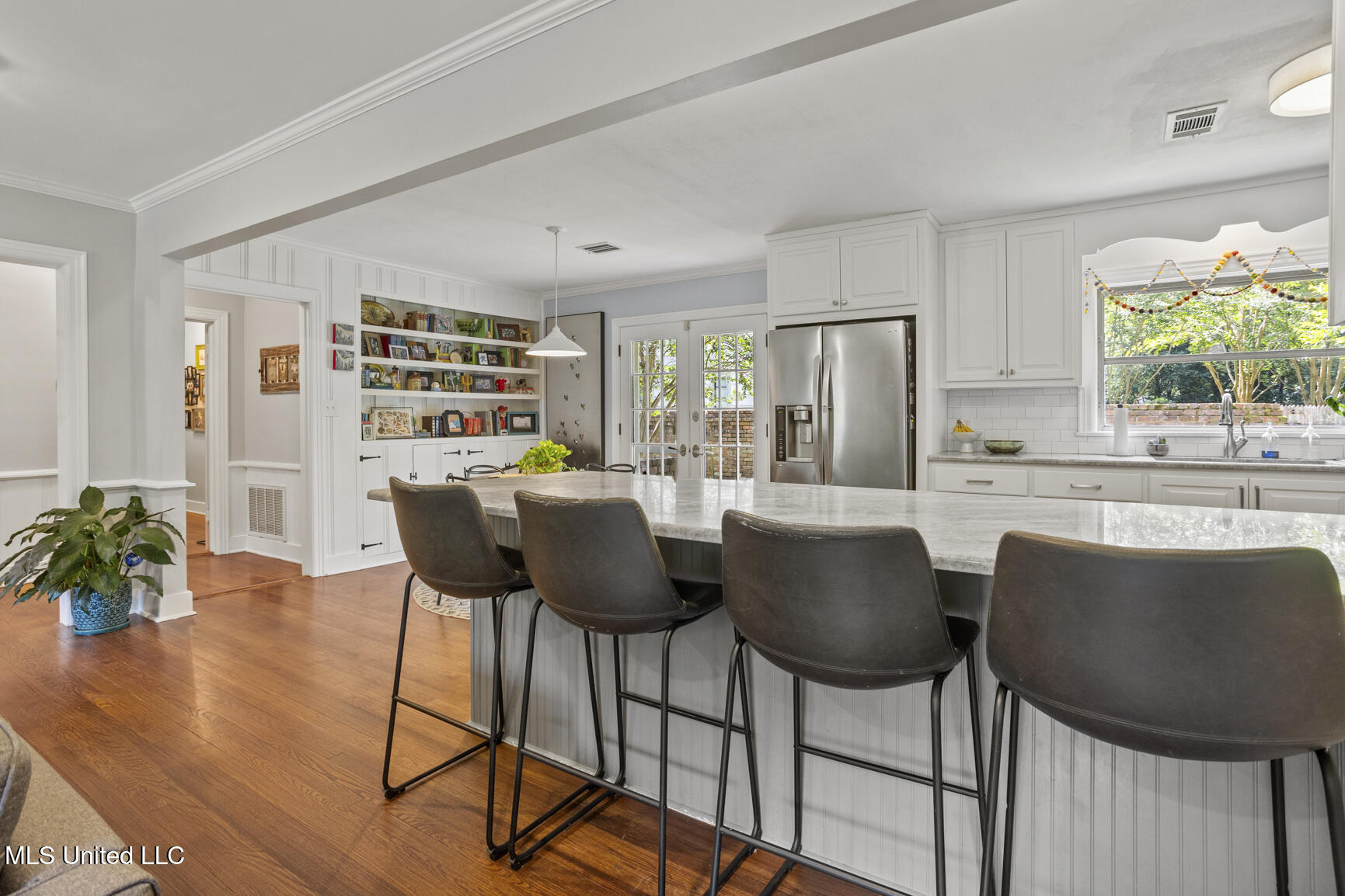 299 Wood Dale Drive Property Photo 11