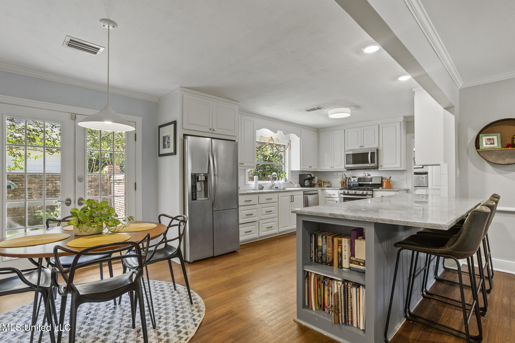 299 Wood Dale Drive Property Photo 16