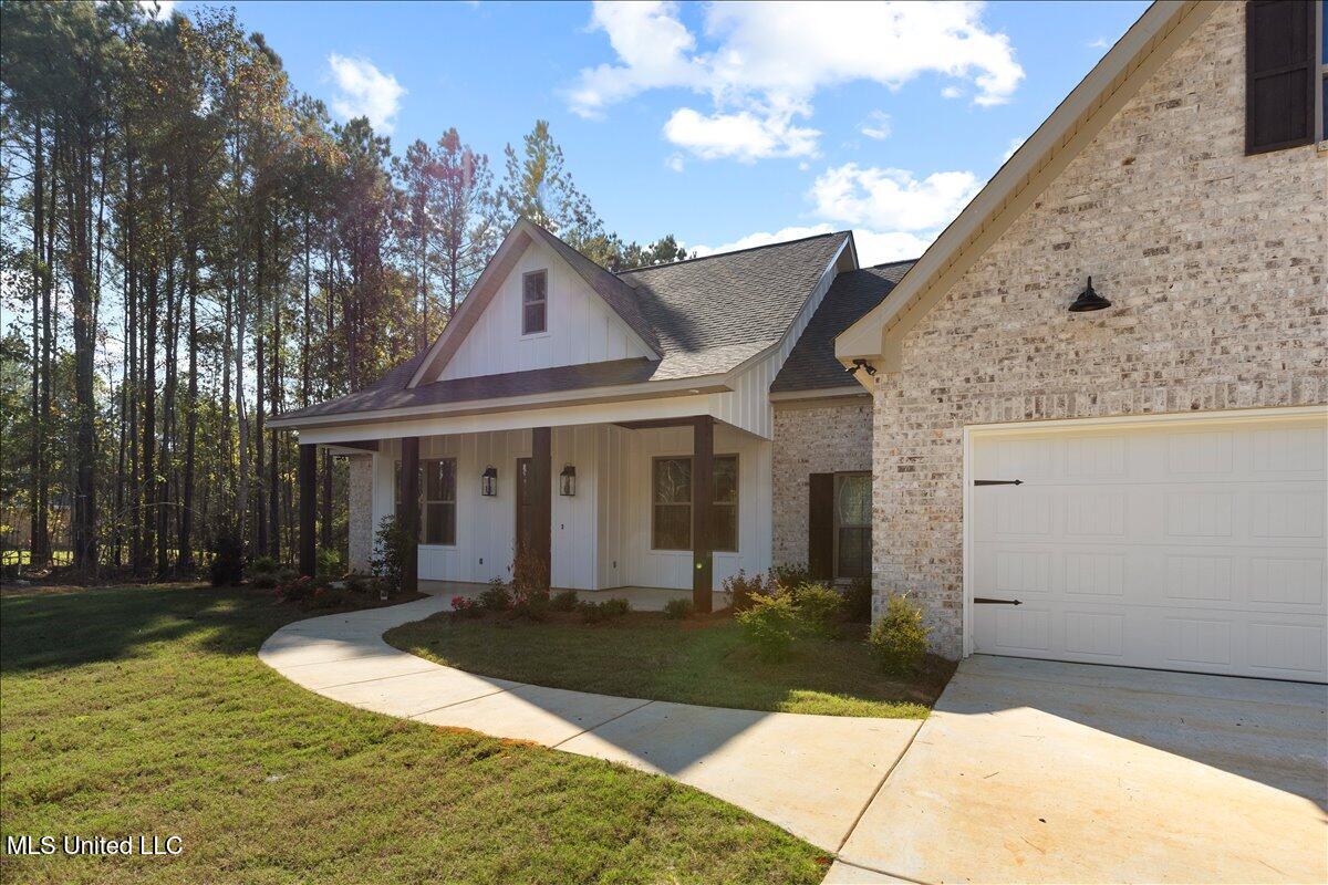 149 Ashwood Lane Property Photo 3