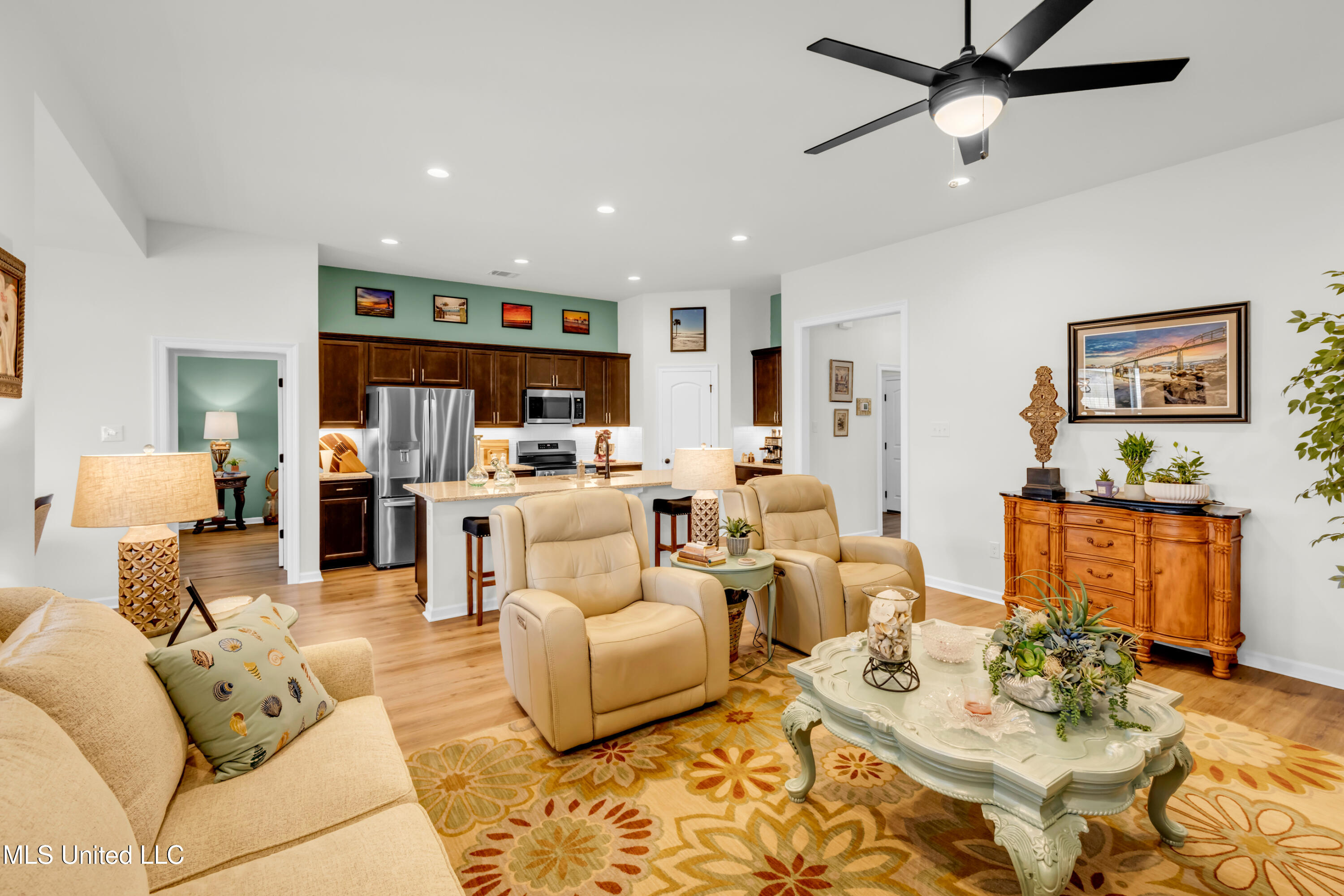 11402 Crystal Lake Drive Property Photo 11