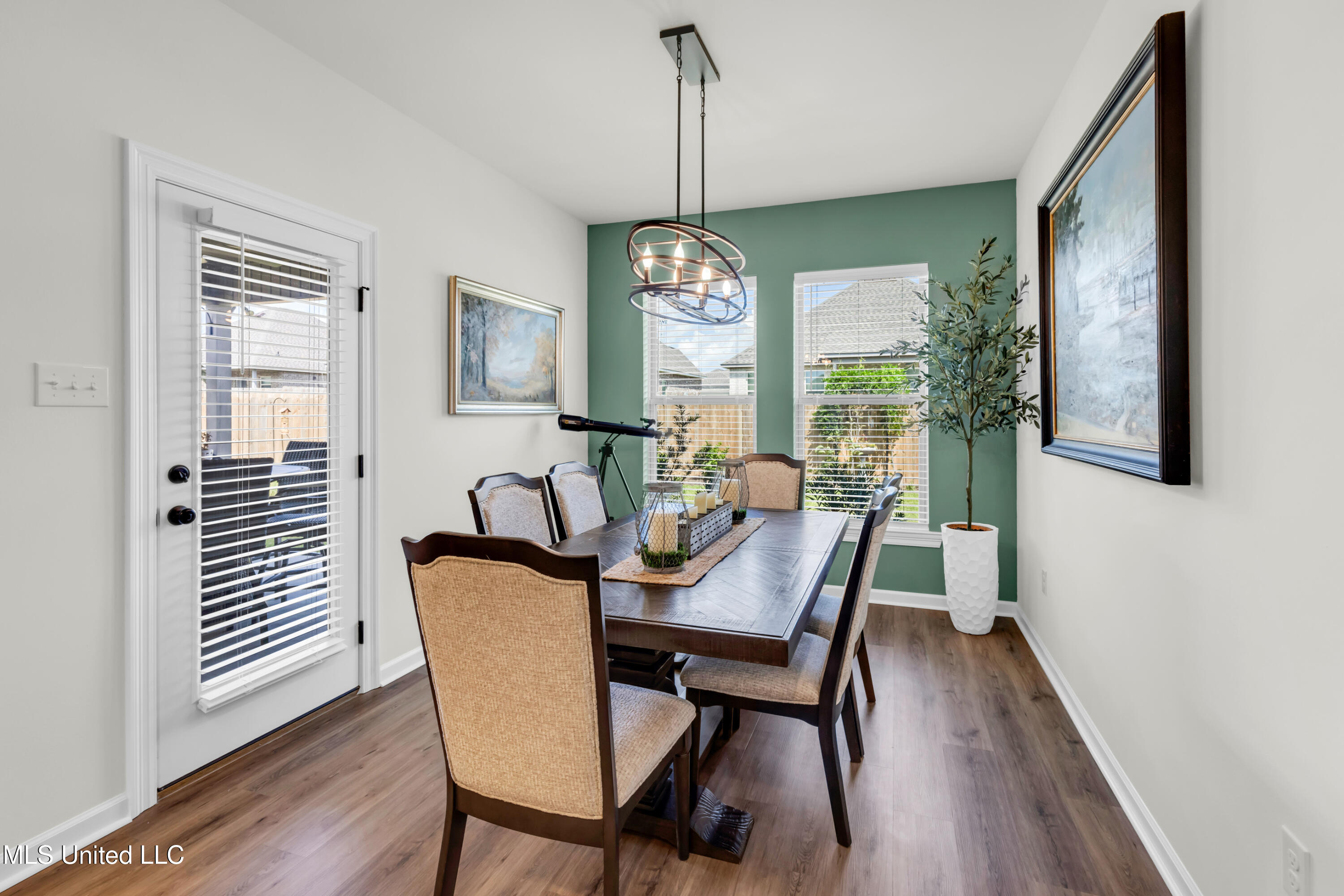 11402 Crystal Lake Drive Property Photo 19