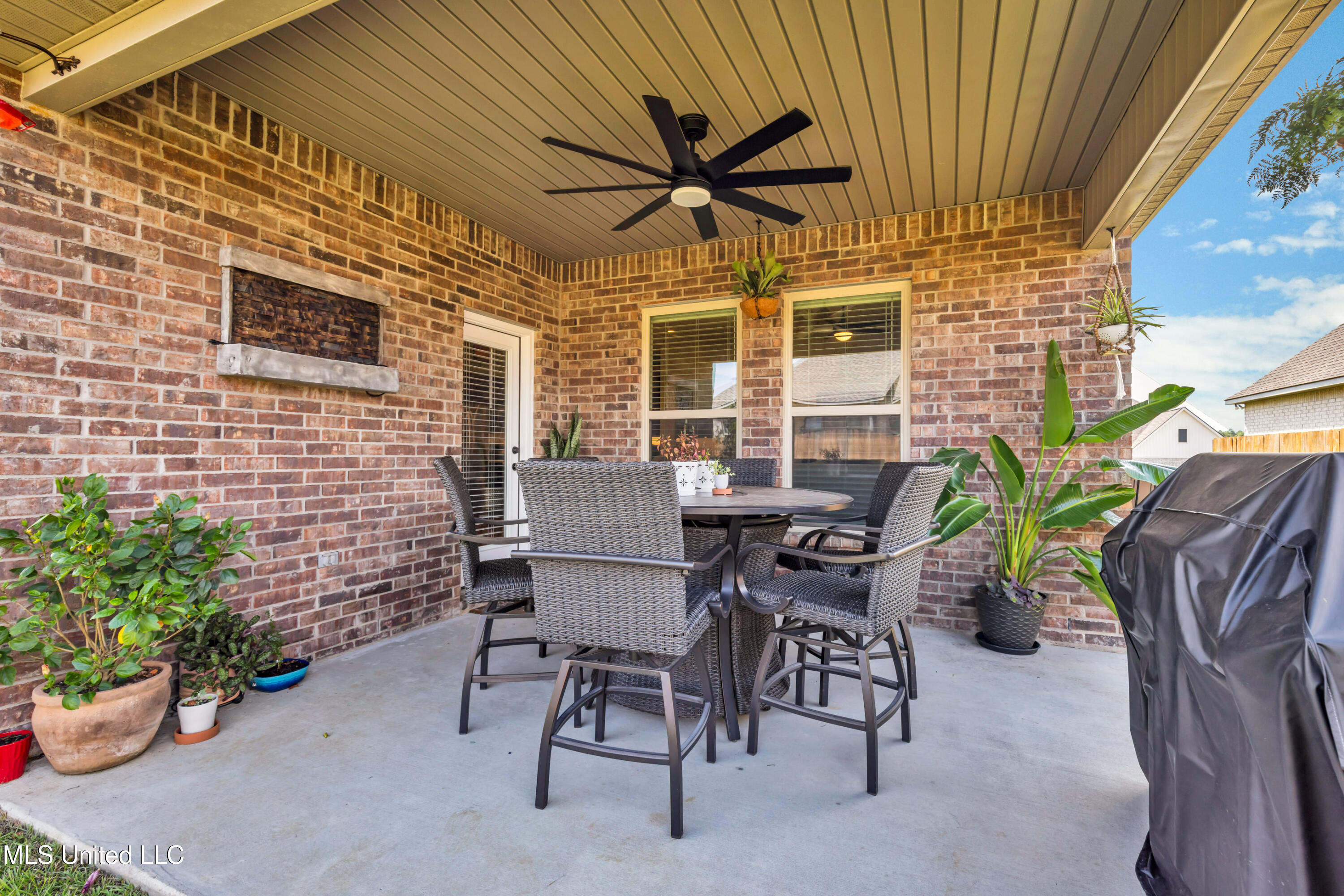 11402 Crystal Lake Drive Property Photo 32