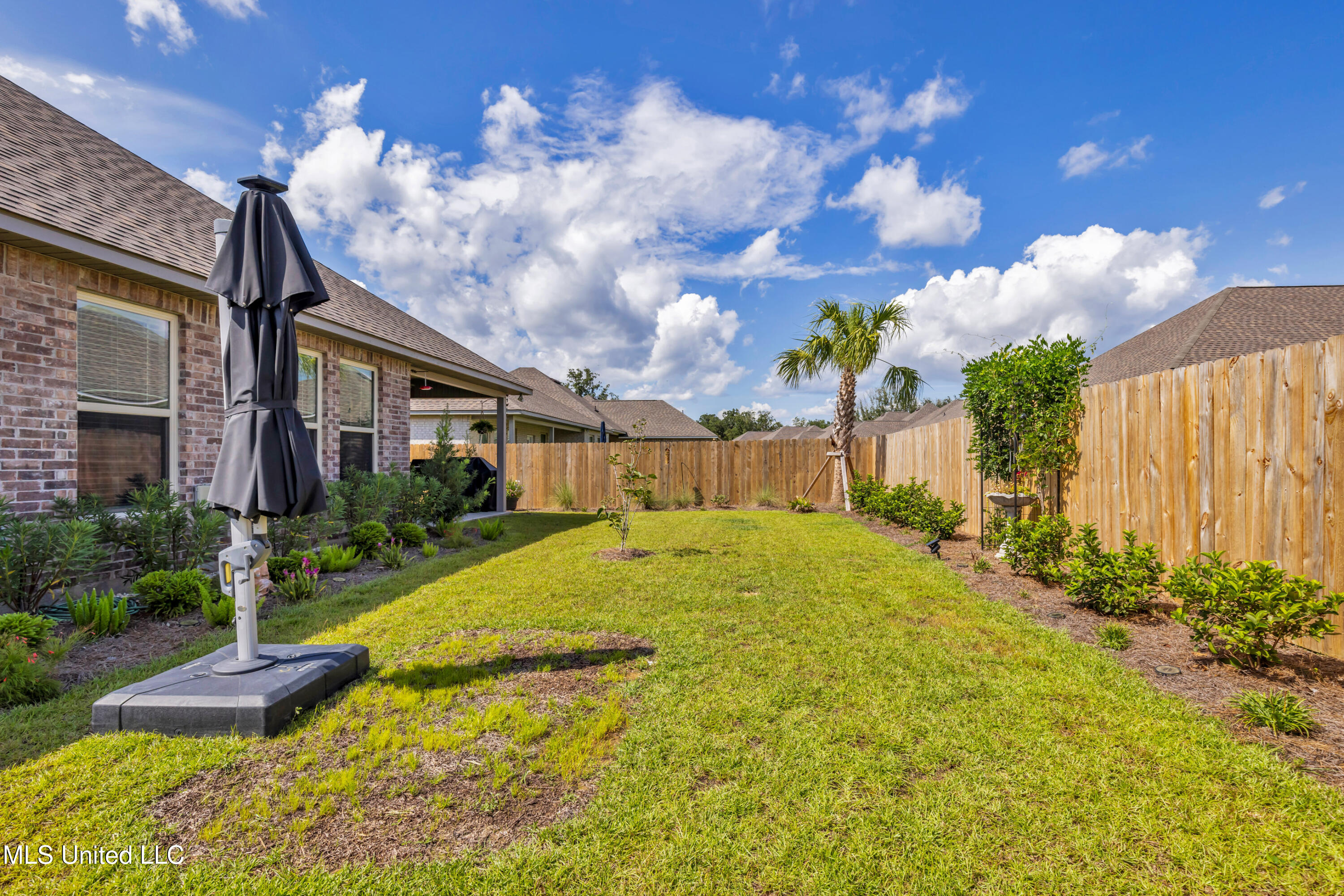 11402 Crystal Lake Drive Property Photo 35