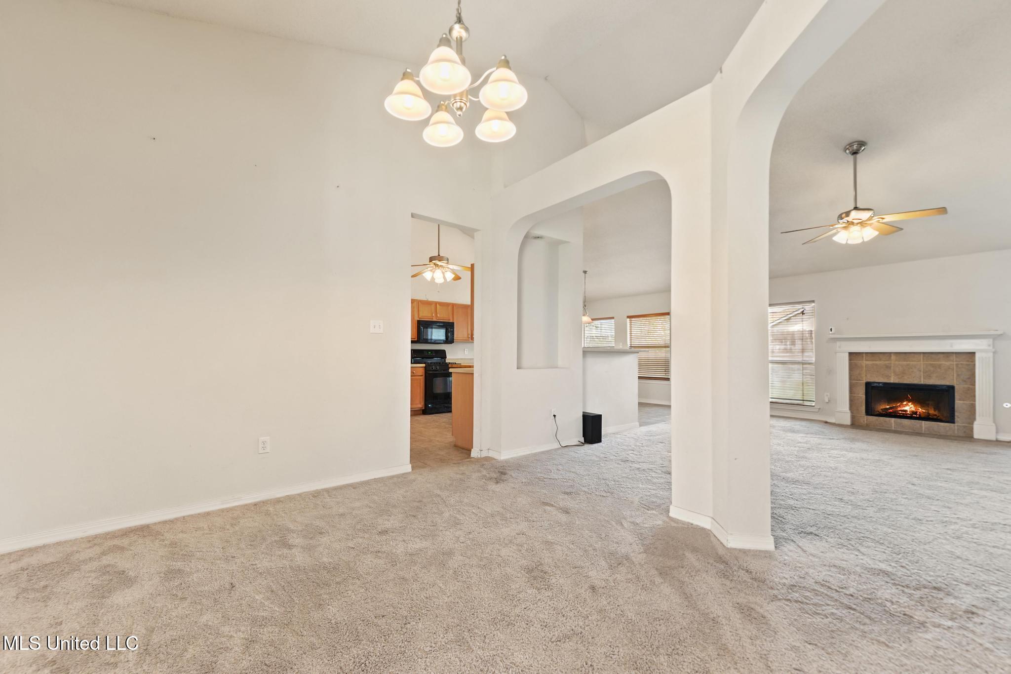 18026 Cypress Pointe Drive Property Photo 7