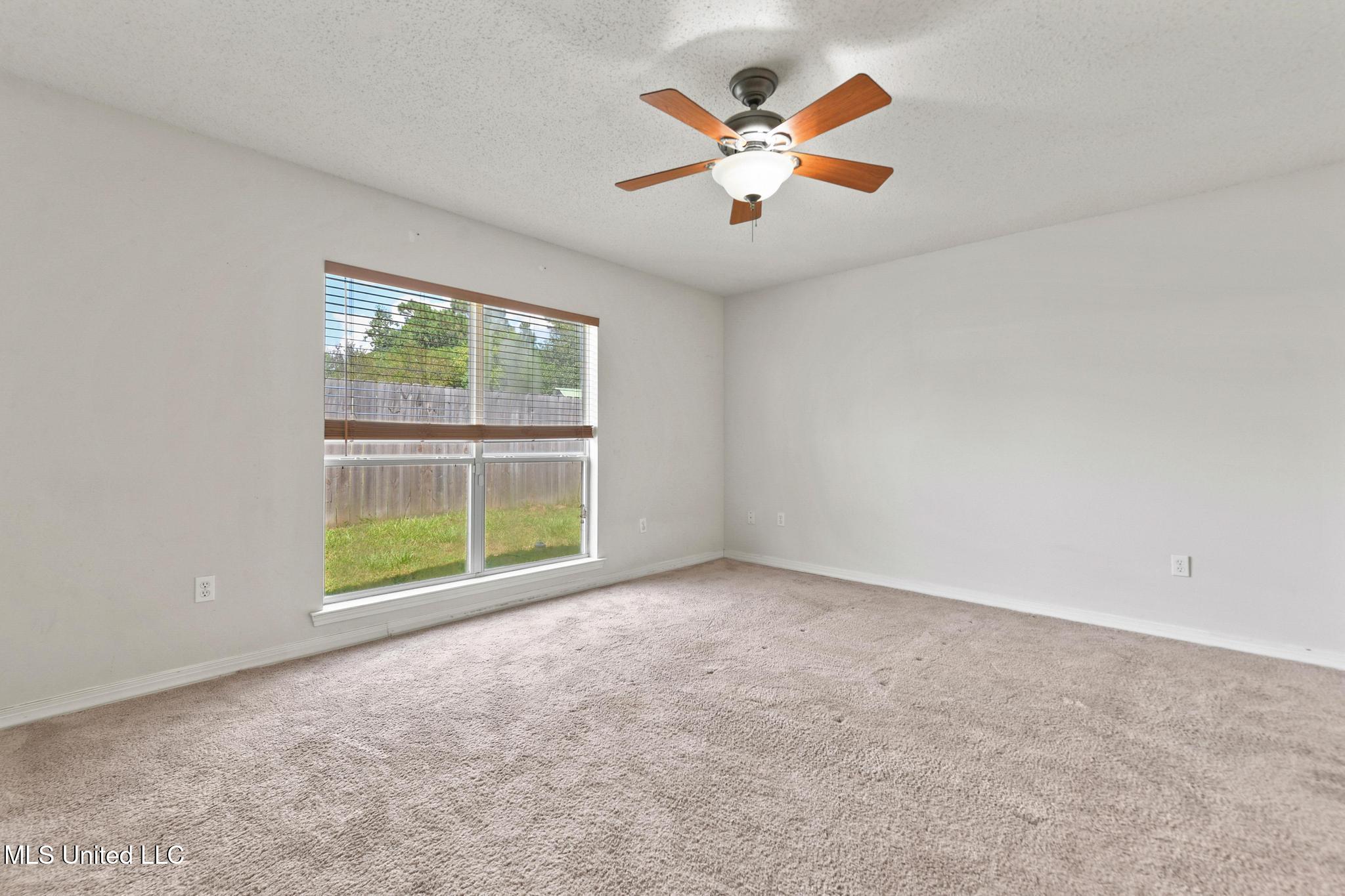 18026 Cypress Pointe Drive Property Photo 12